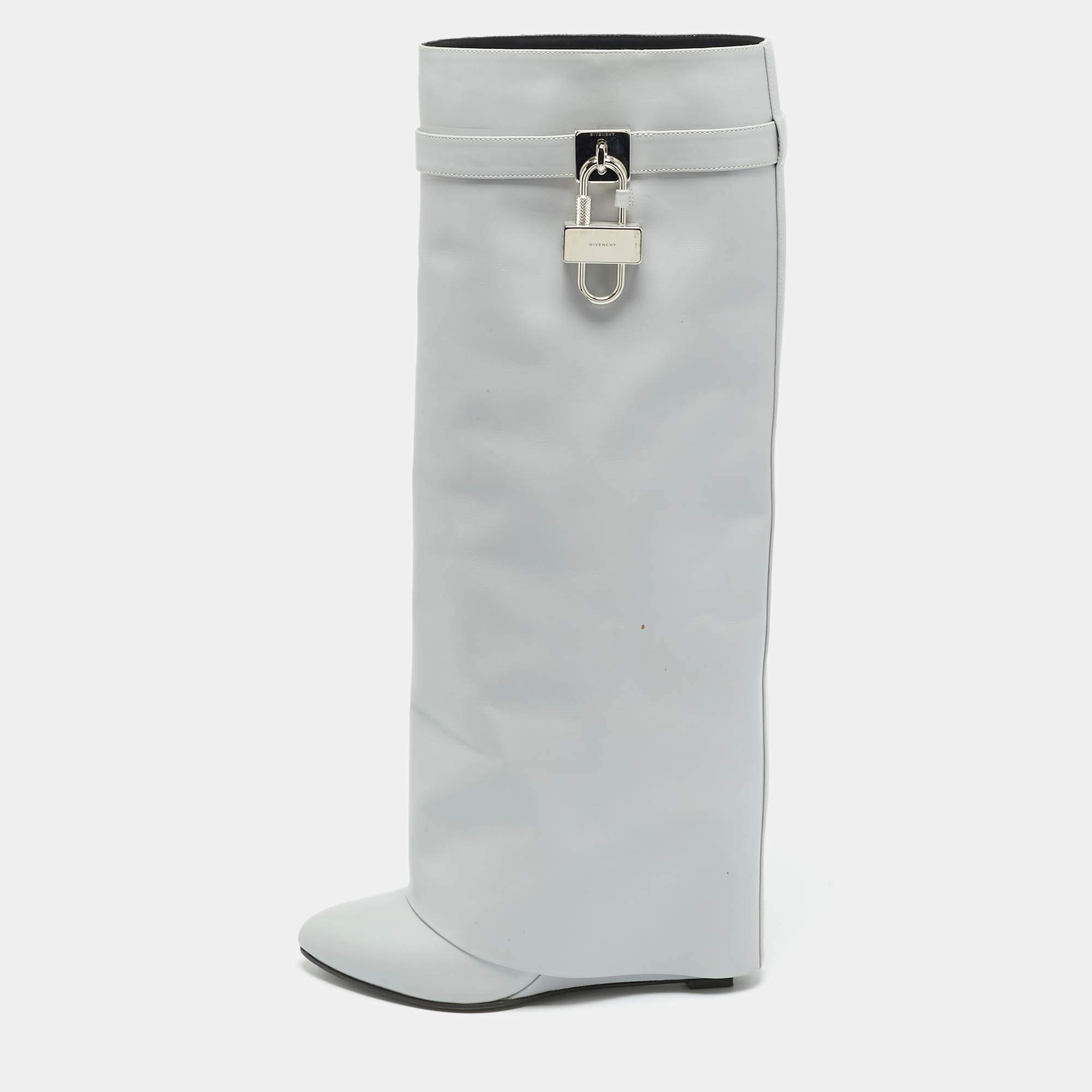 Pre Owned حذاء بوت جيفنشي جلد رمادي قفل قرش طول الركبة مقاس 39