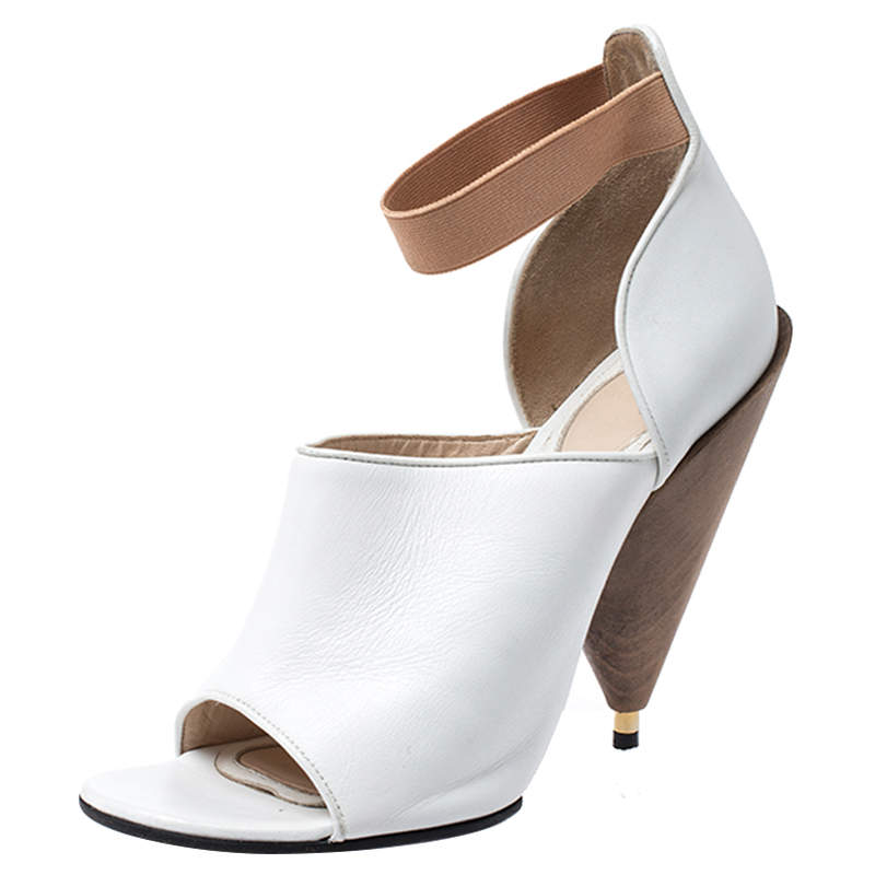 Boutique GIVENCHY Ankle white leather and lace heel sandals NEW Retail  price 640€ Size 40