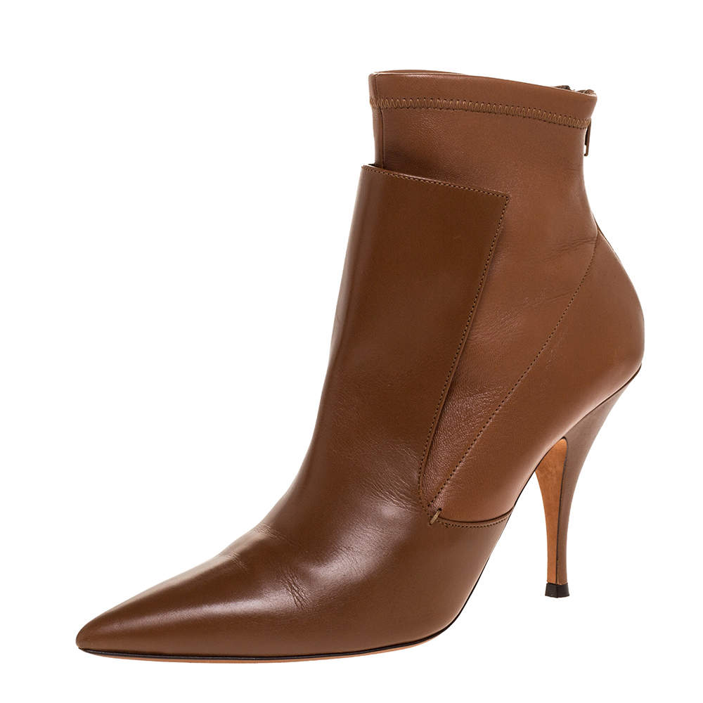 مملوكة مسبقًا حذاء بوت كاحل جيفنشي كالي جلد ستريتش وجه مرتفع  بنى مقاس 39