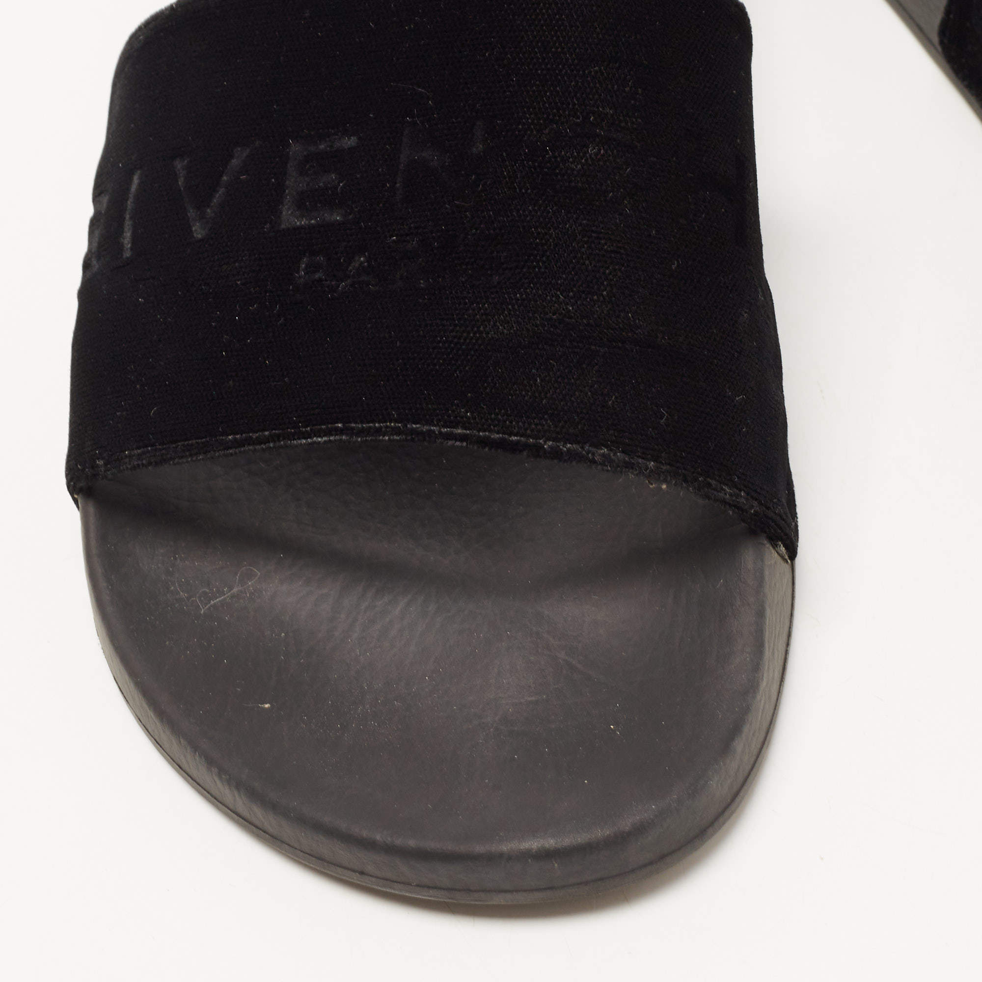 Velvet shop givenchy slides