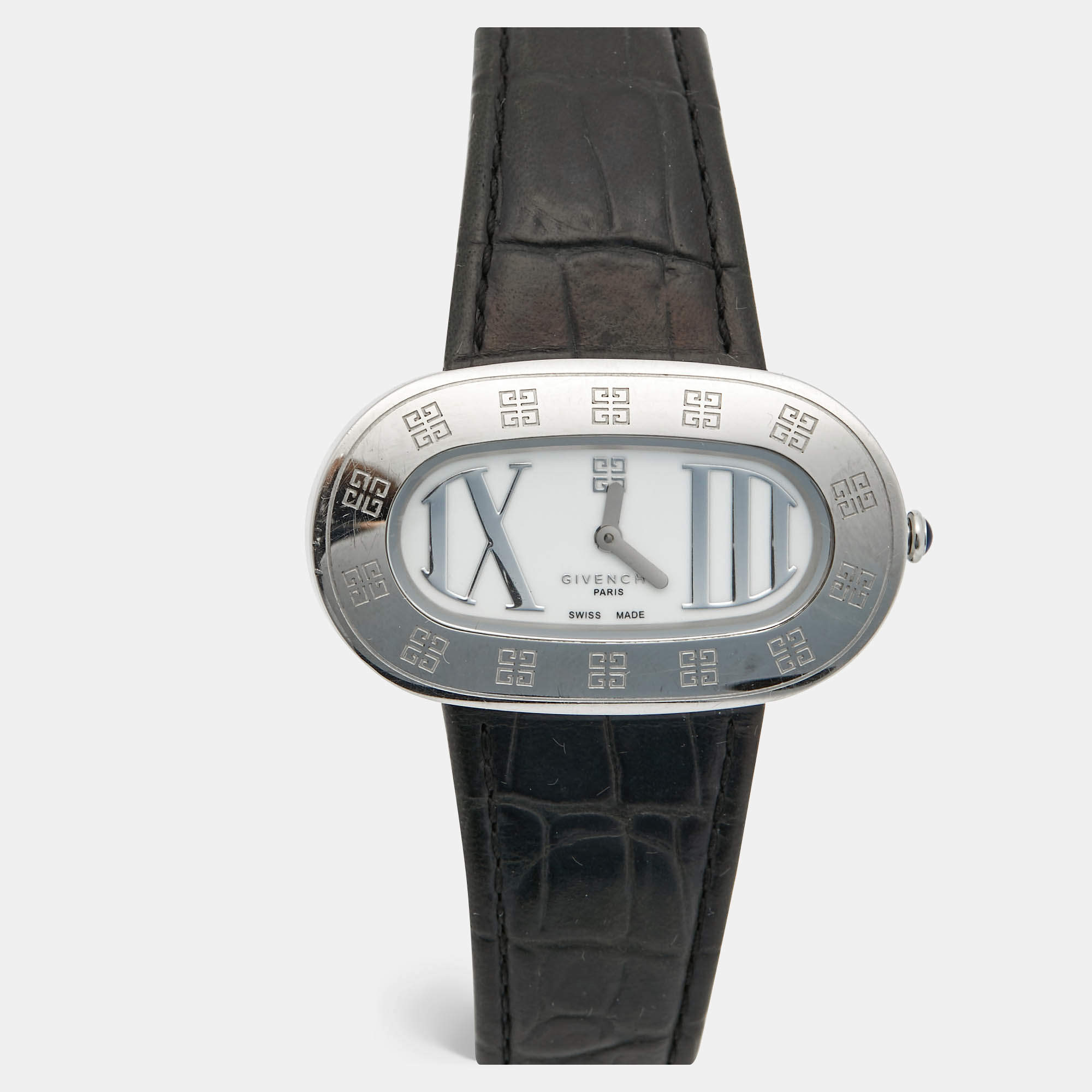 Pre Owned Givenchy White Stainless Steel Leather Giralda Reg.1650471 Women's Wristwatch 44 mm