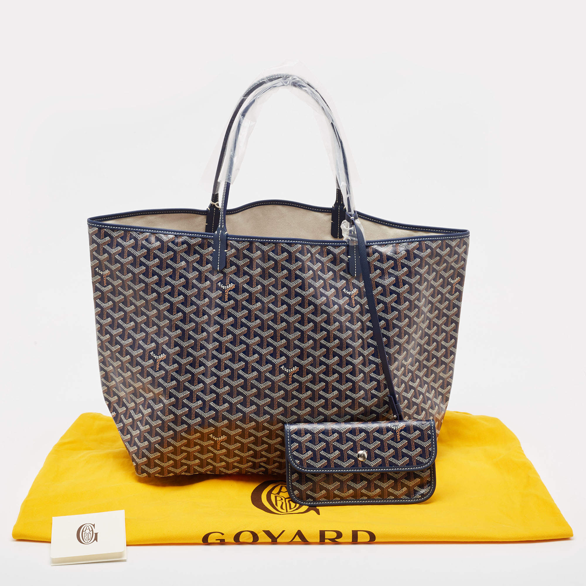 Goyard suit outlet