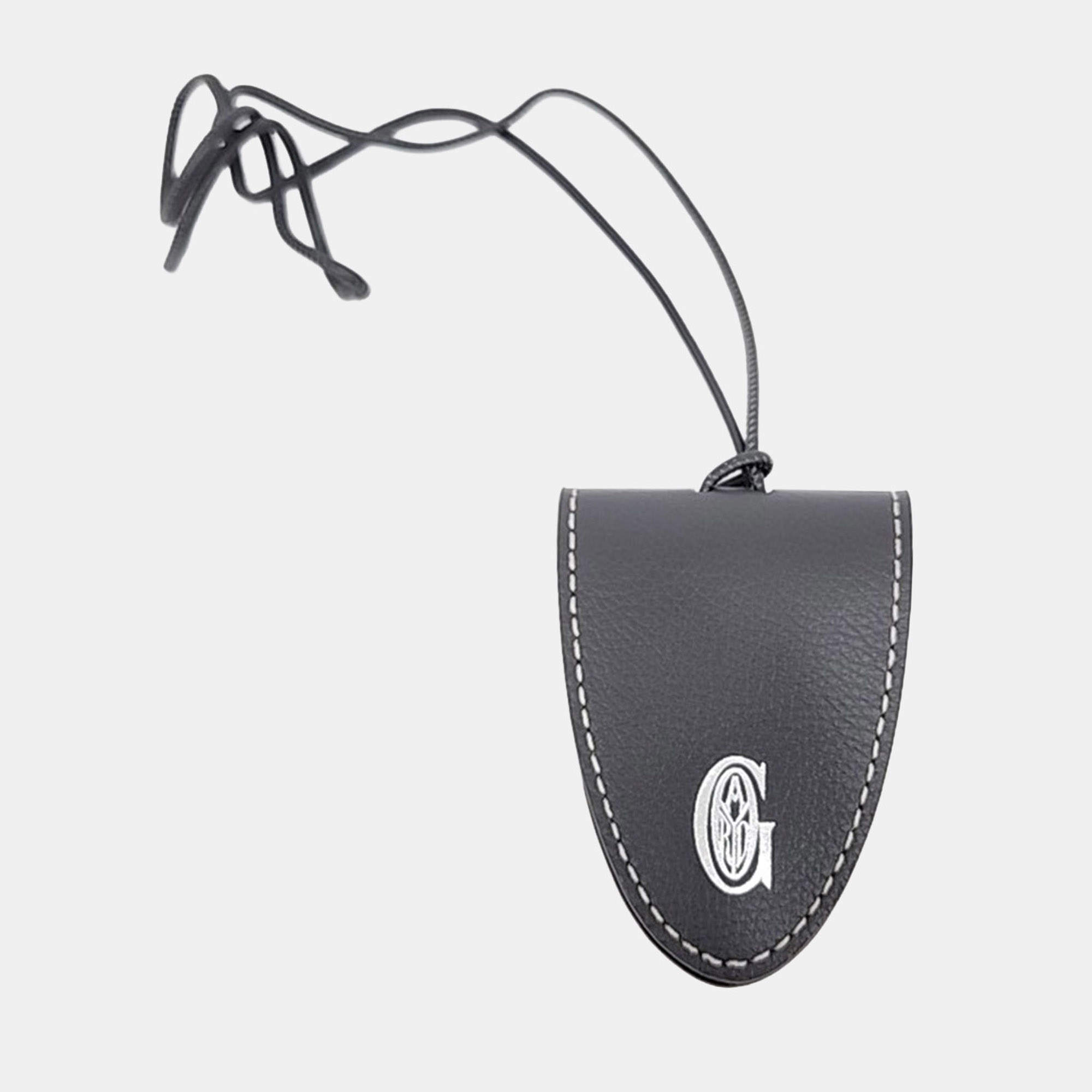 مملوكة مسبقًا Goyard bag charm