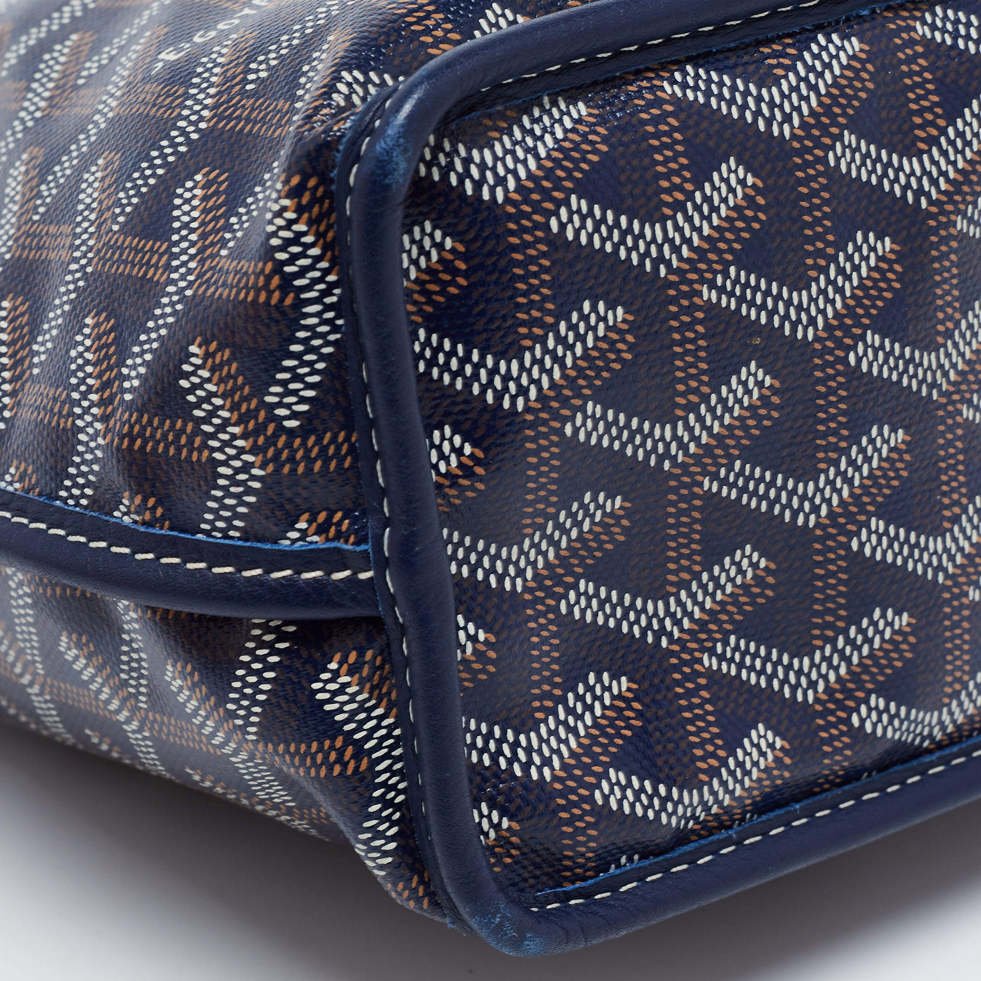 Anjou leather handbag Goyard Blue in Leather - 36348229
