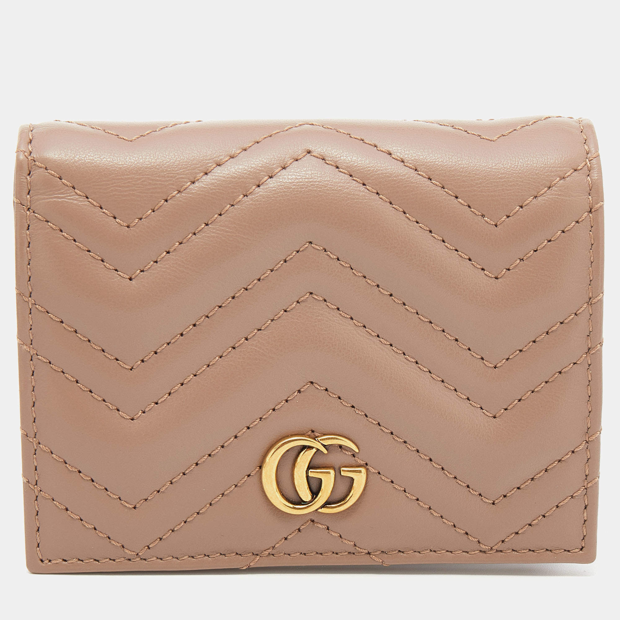 مملوكة مسبقًا Gucci Beige Matelassé Leather GG Marmont Card Case