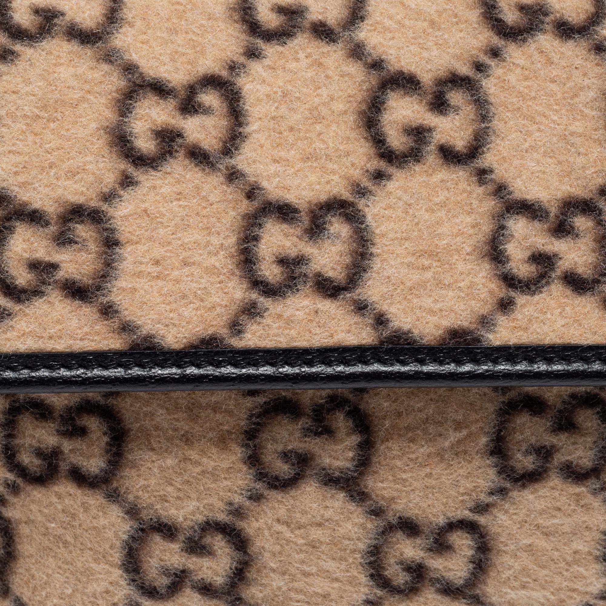 Gucci Beige Wool GG Wallet – BlackSkinny