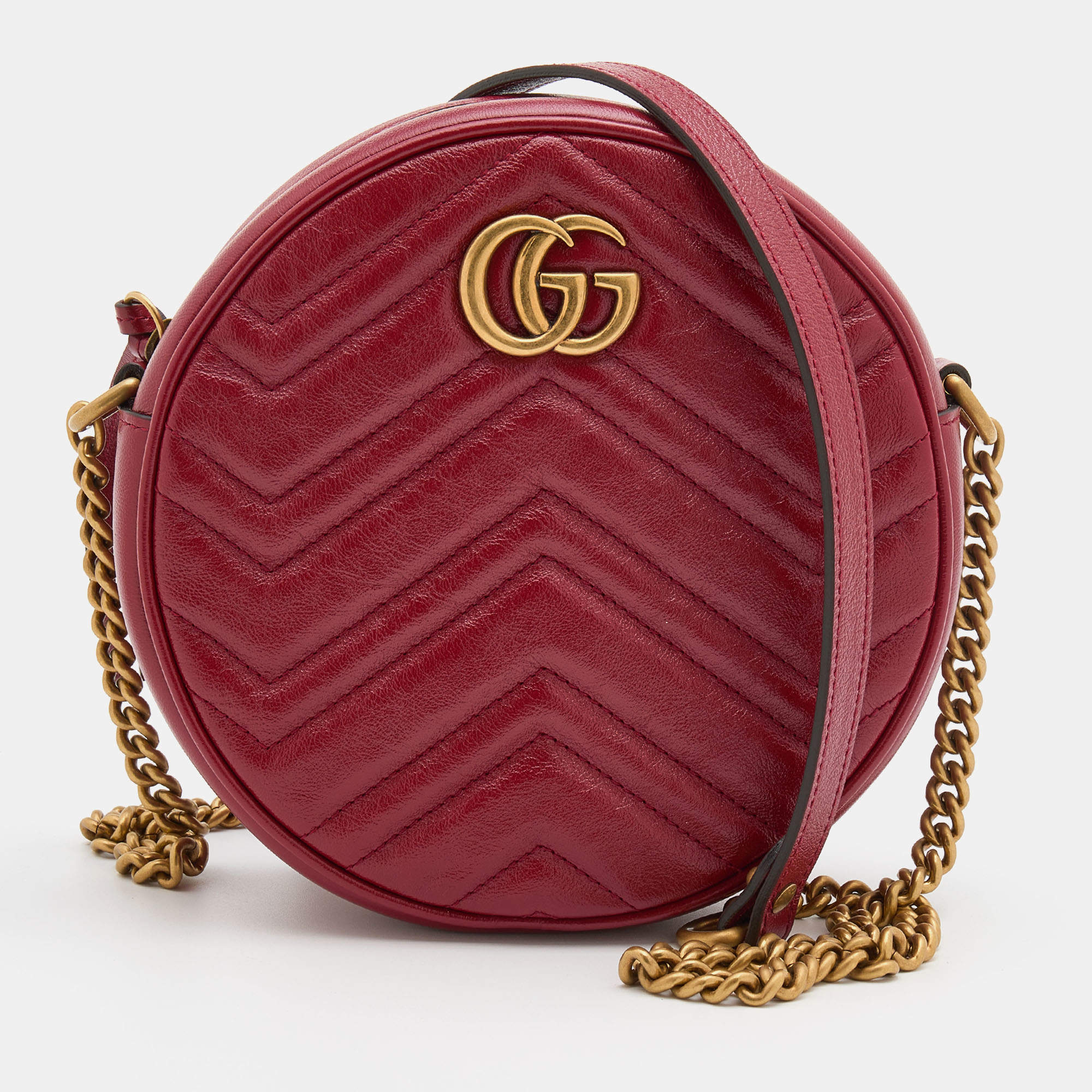Pre Owned Gucci Red Matelassé Leather Mini GG Marmont Round Shoulder Bag