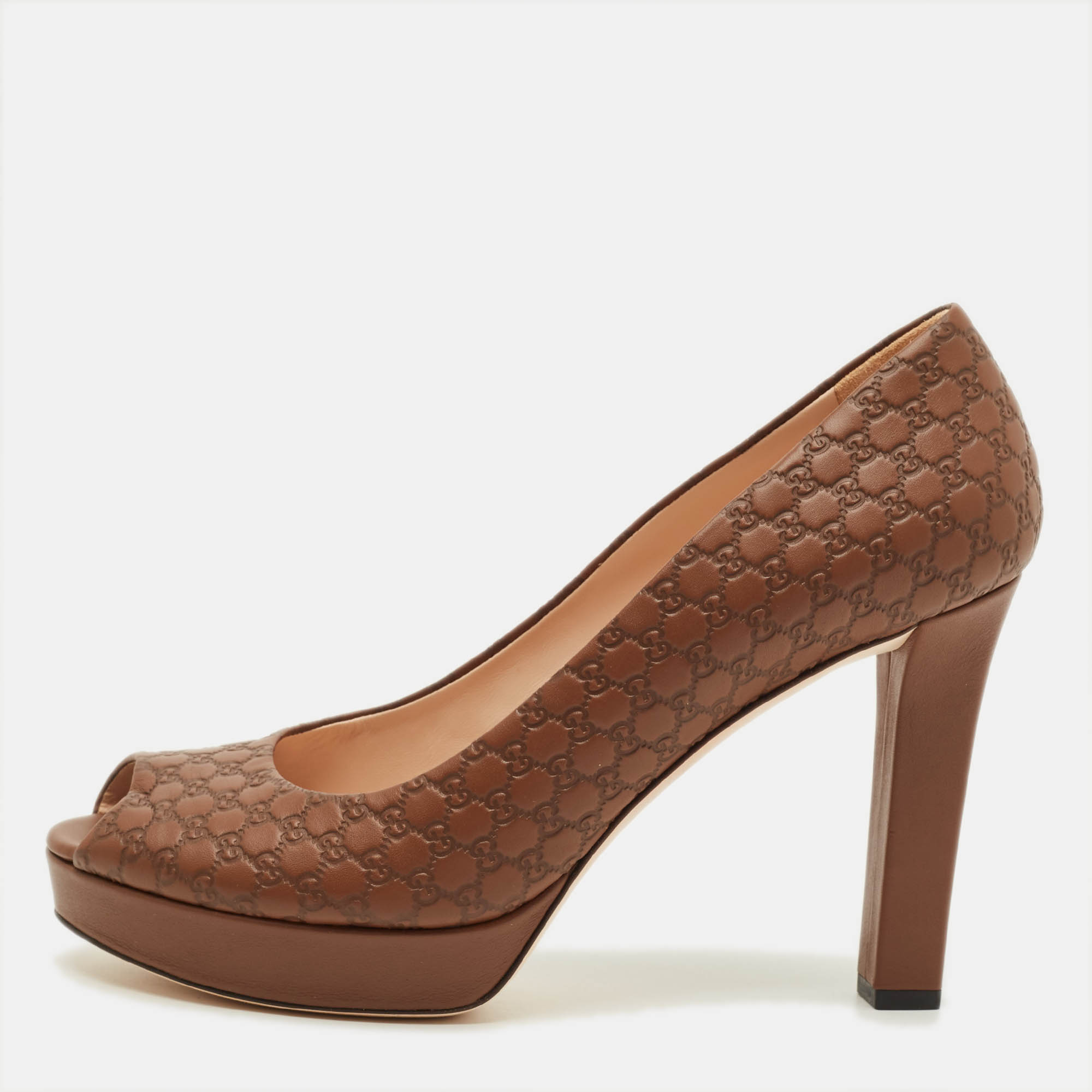 مملوكة مسبقًا Gucci Microguccissima Size 41 Brown Leather Peep Toe Pumps