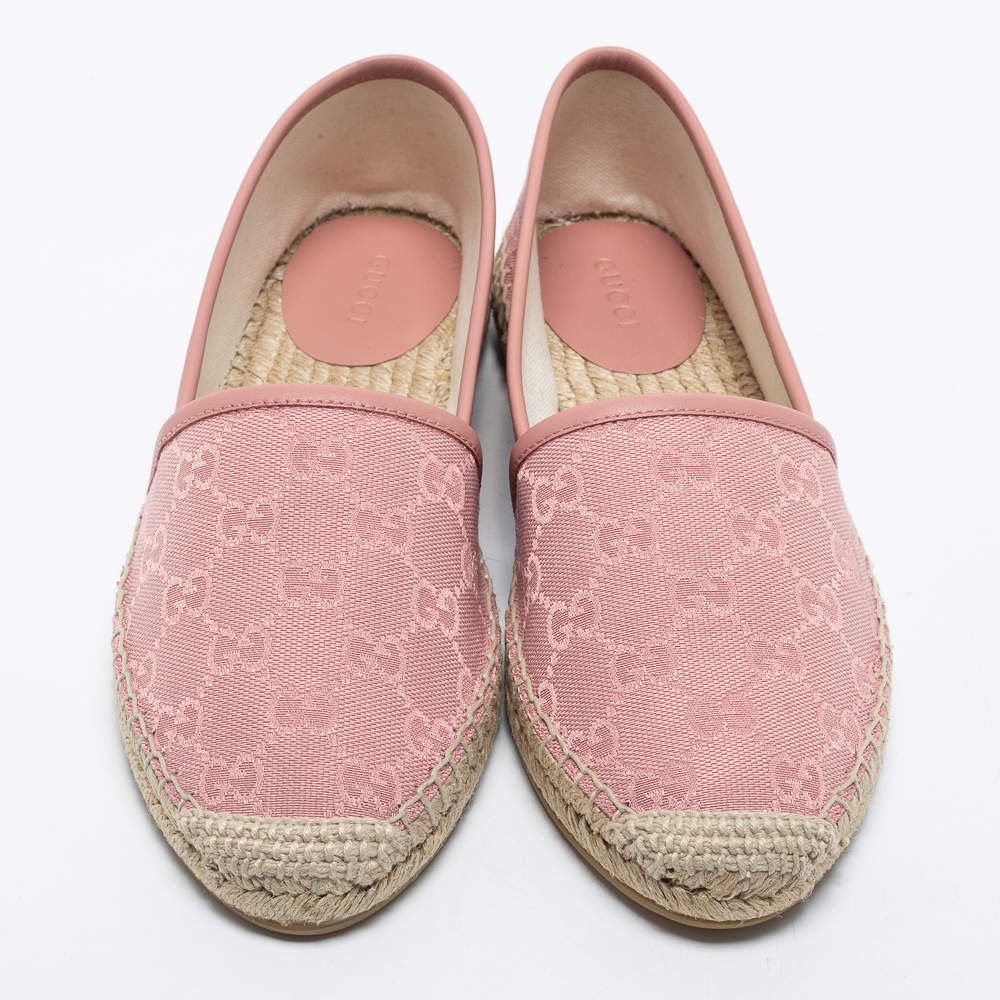 Love gucci  Expensive shoes, Pink slides, Chanel espadrille