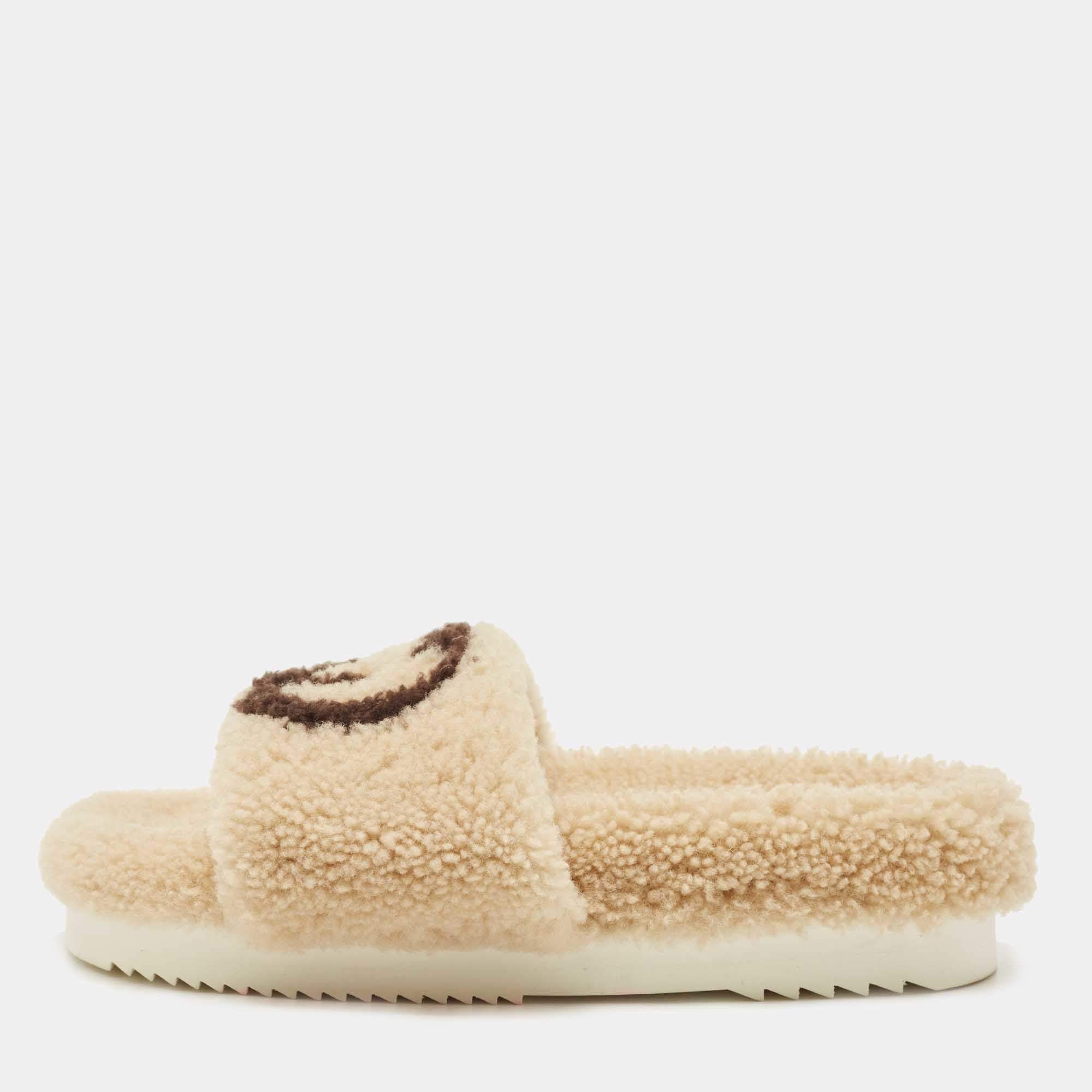 Gucci Beige Shearling Fur Interlocking G Slides Size 38 Gucci | The ...