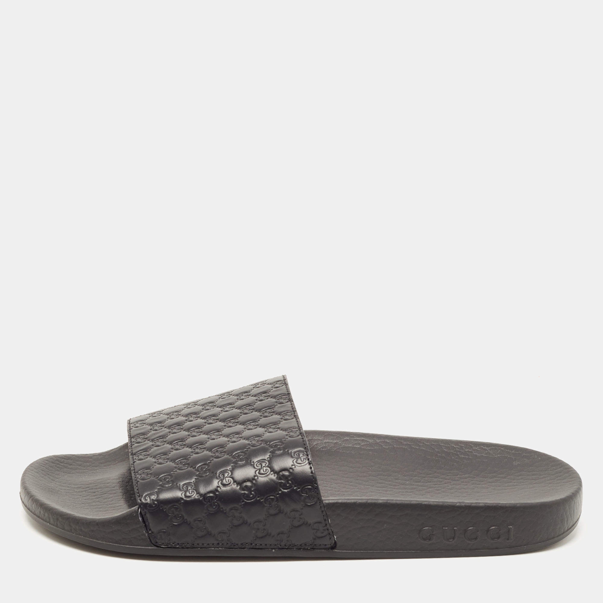 مملوكة مسبقًا Gucci Black Microguccissima Rubber Flat Slides Size 37