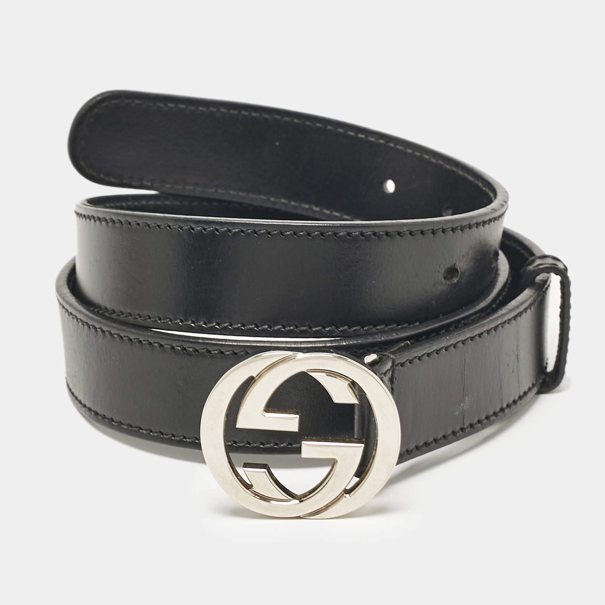 Pre Owned Gucci Black Leather Interlocking G Buckle Belt 90CM