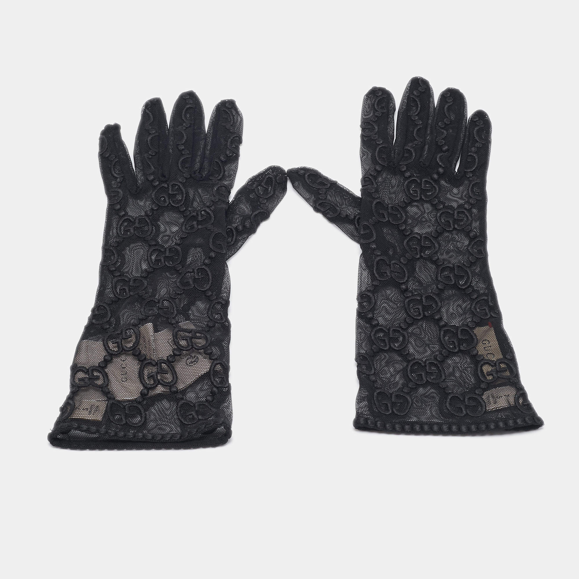 مملوكة مسبقًا Gucci Black GG Embroidered Tulle Gloves S