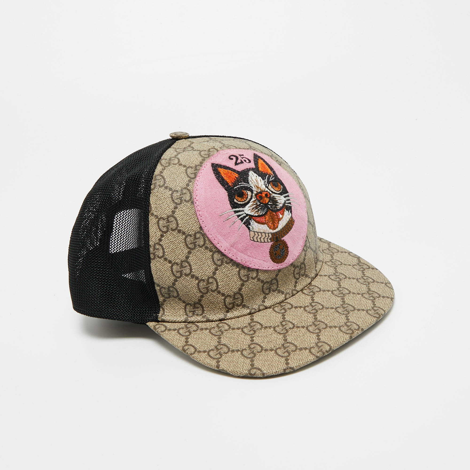 Pre Owned Gucci Beige GG Supreme Canvas and Mesh Bosco Applique Baseball Cap M