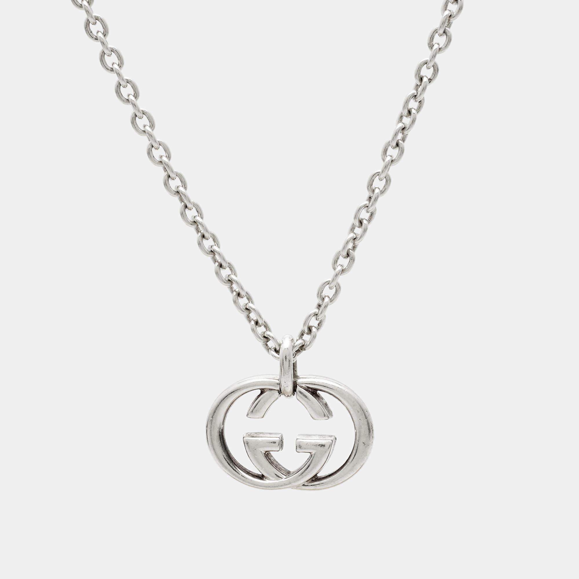 Pre Owned Gucci Interlocking G Sterling Silver Necklace