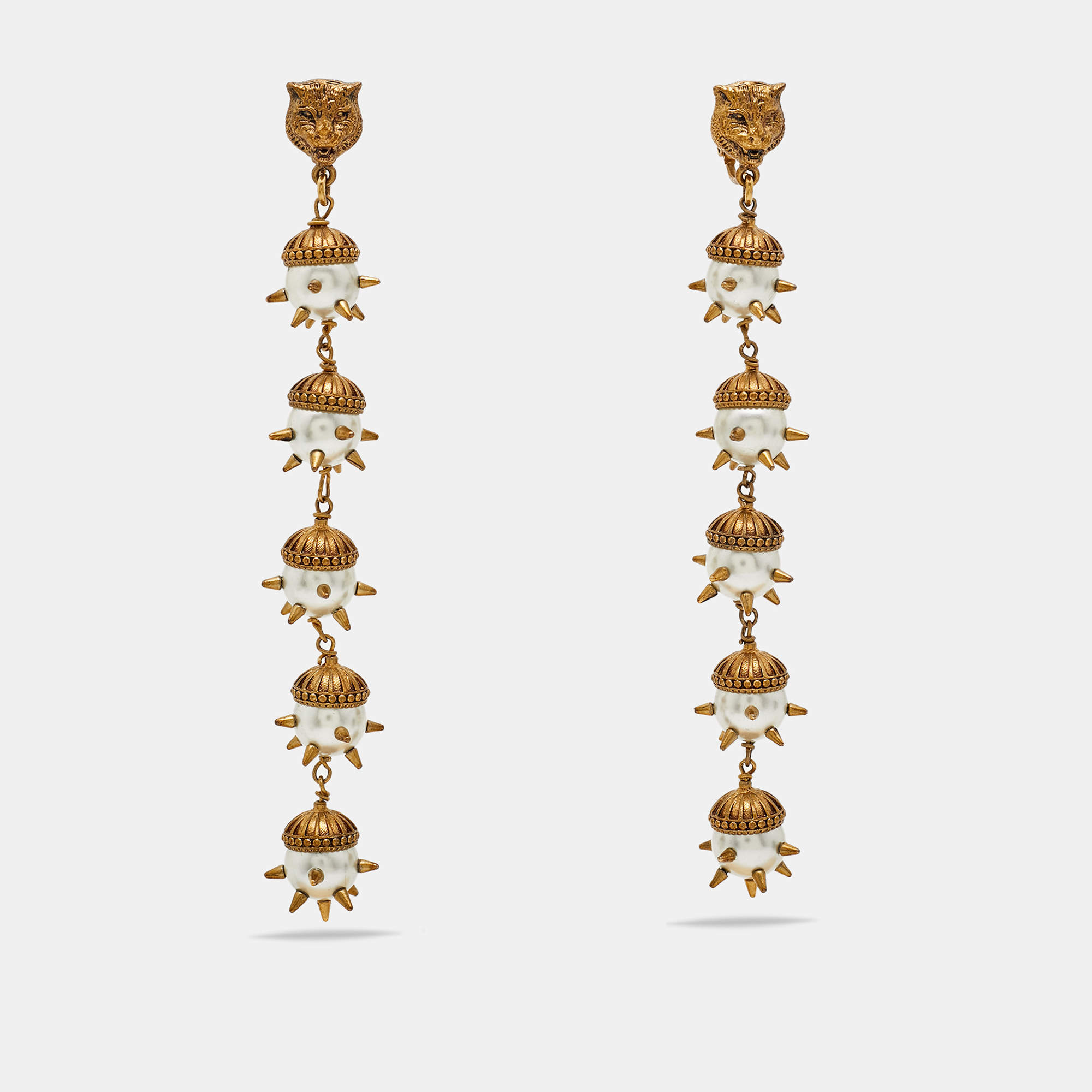 Pre Owned Gucci Feline Head Spiked Faux Pearl Gold Tone Clip-On Earrings