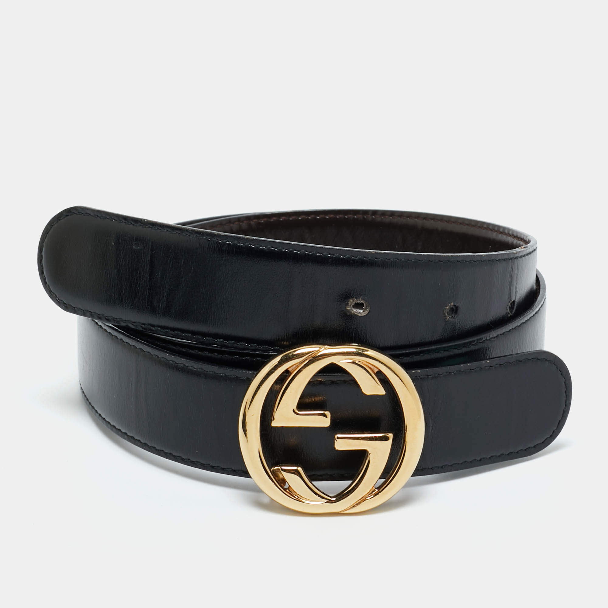 Pre Owned Gucci Black Glossy Leather Interlocking G Belt 75CM