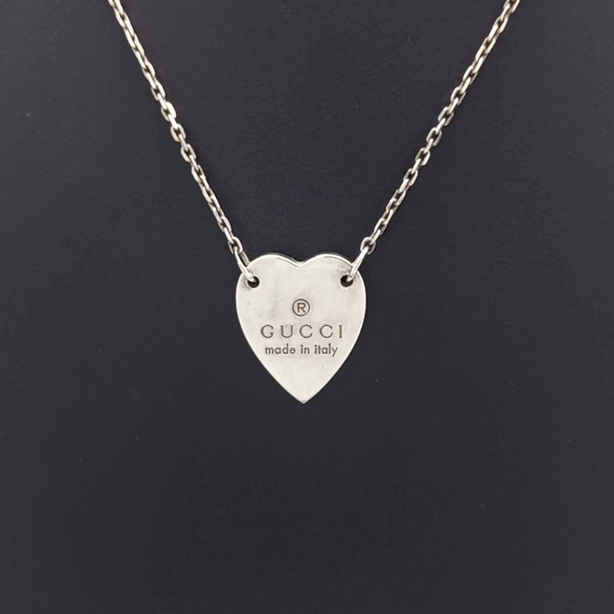 Pre Owned Gucci Silver Heart Chain Necklace