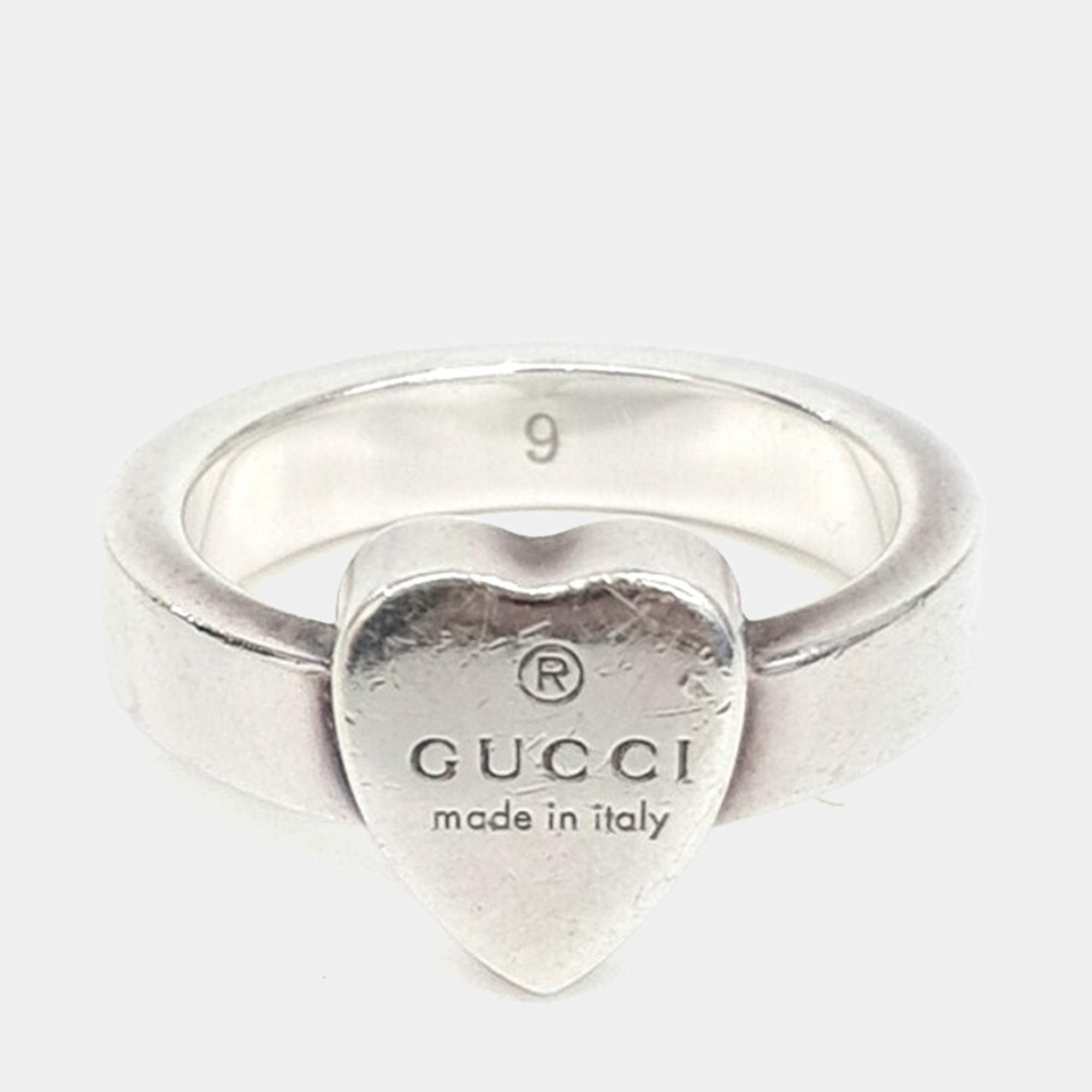 مملوكة مسبقًا Gucci Heart Silver Ring