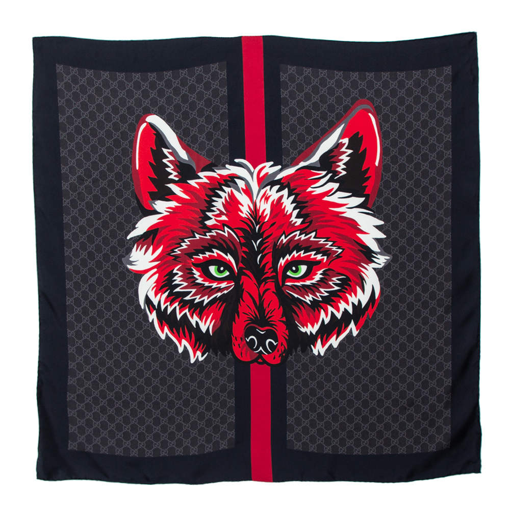 مملوكة مسبقًا Gucci Dark Grey Wolf Monogram Silk Square Scarf