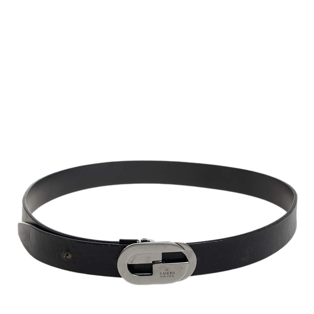 Pre Owned Gucci Black Leather G Buckle Belt 75CM