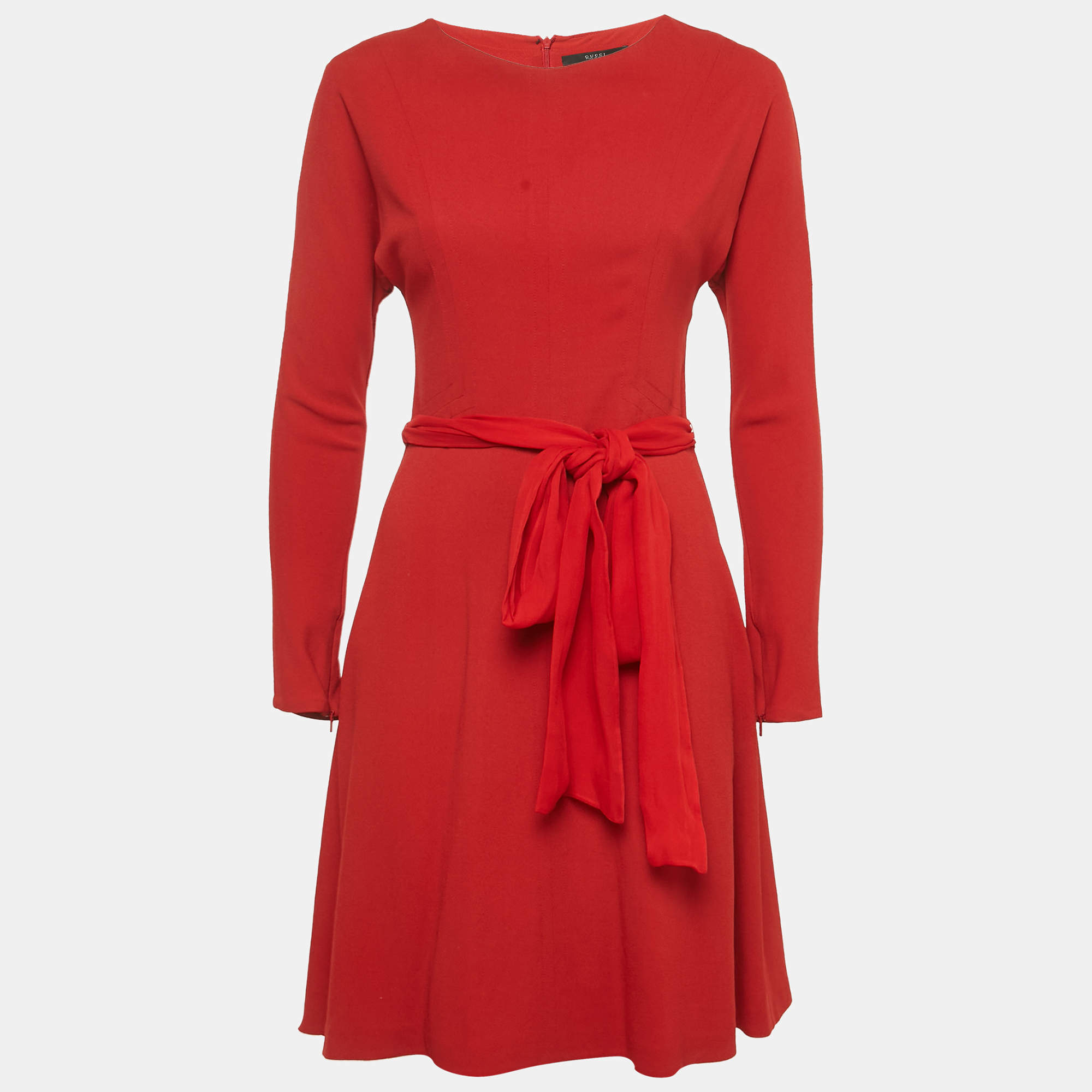 مملوكة مسبقًا Gucci Red Crepe Belted Short Dress S