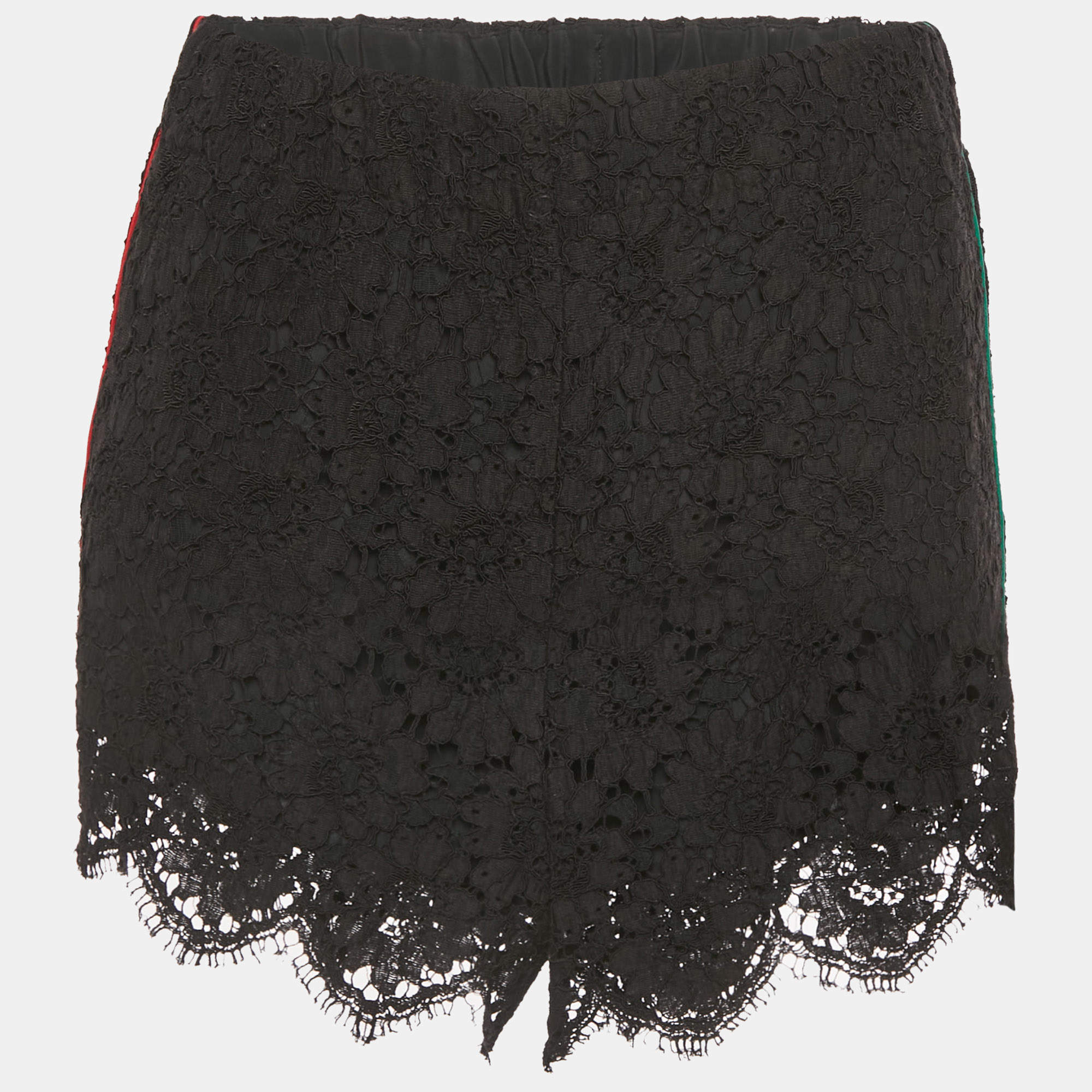مملوكة مسبقًا Gucci Black Lace Elasticized Waist Shorts S