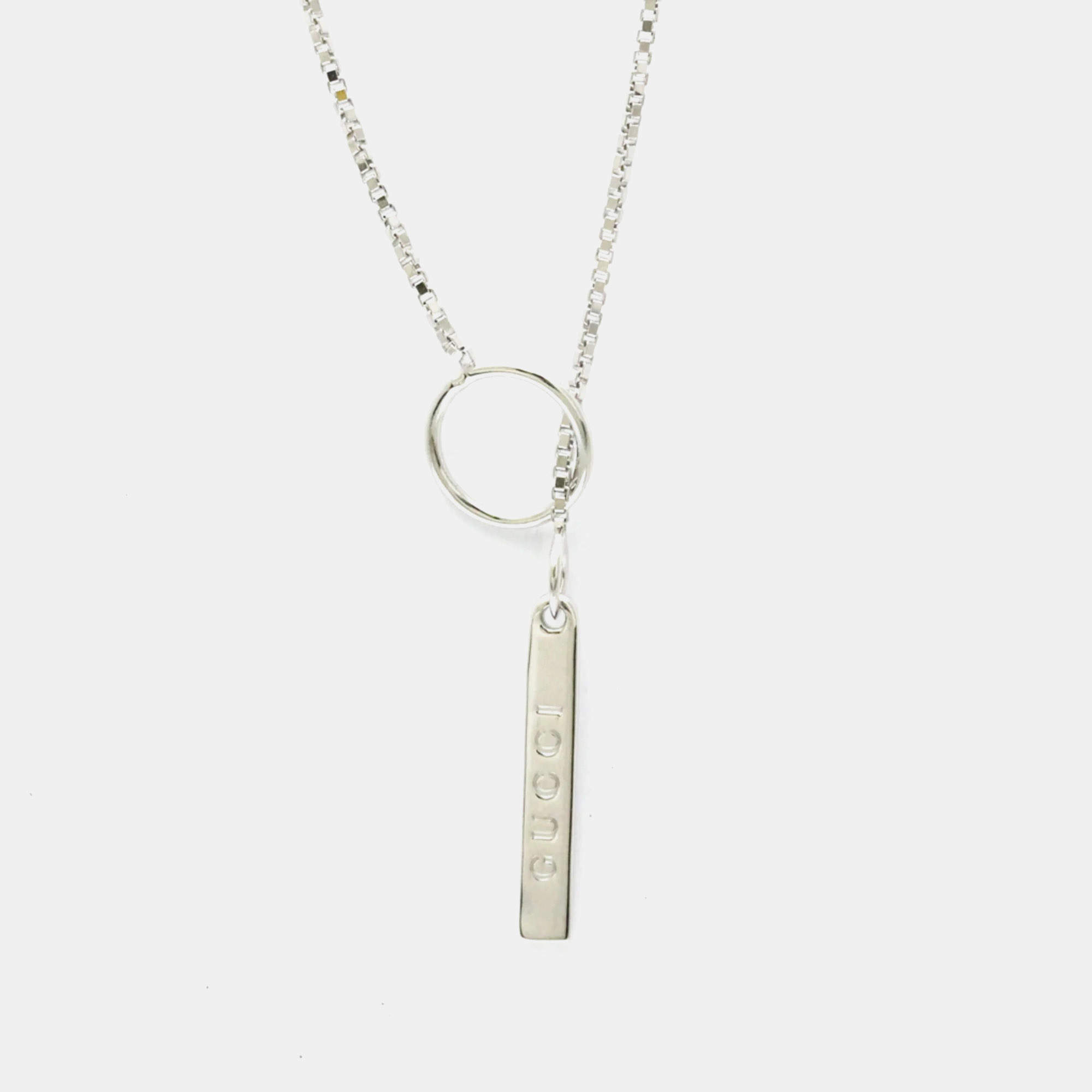 مملوكة مسبقًا قلادة غوتشي لاريات بدون أحجار فضة ذهب أبيض عيار 18