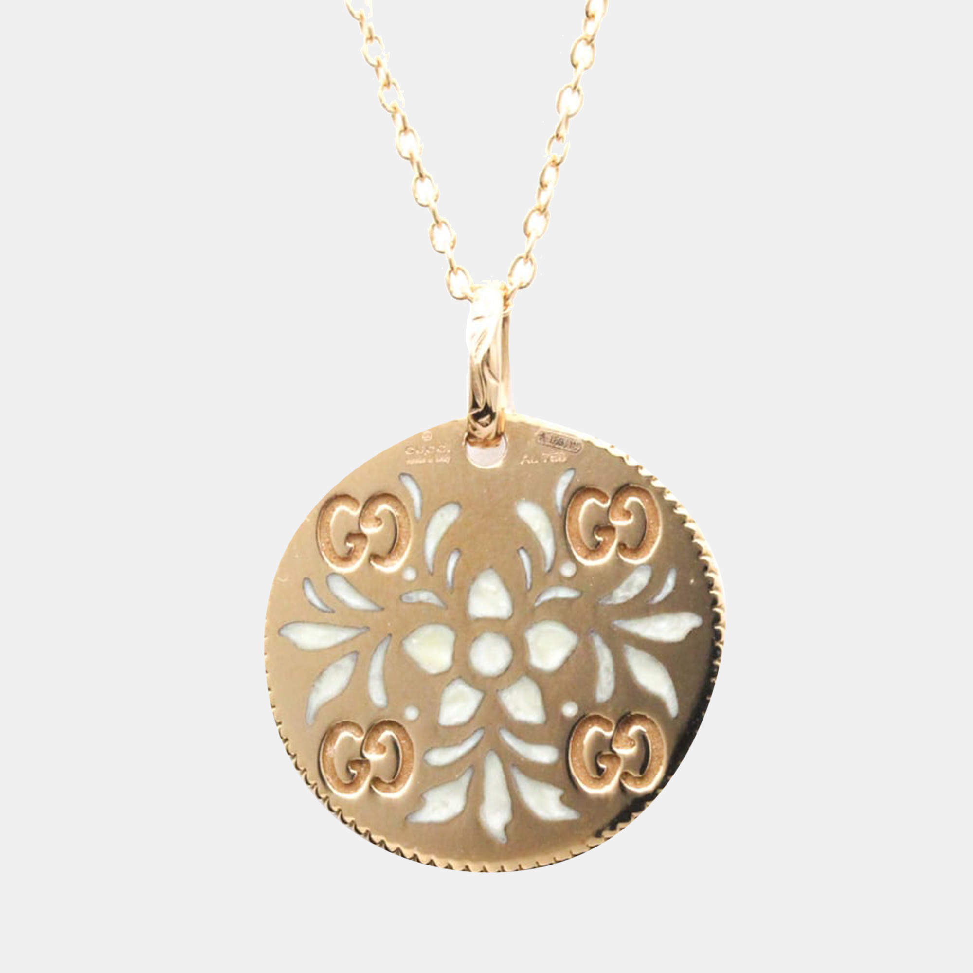 Gucci on sale gold pendant