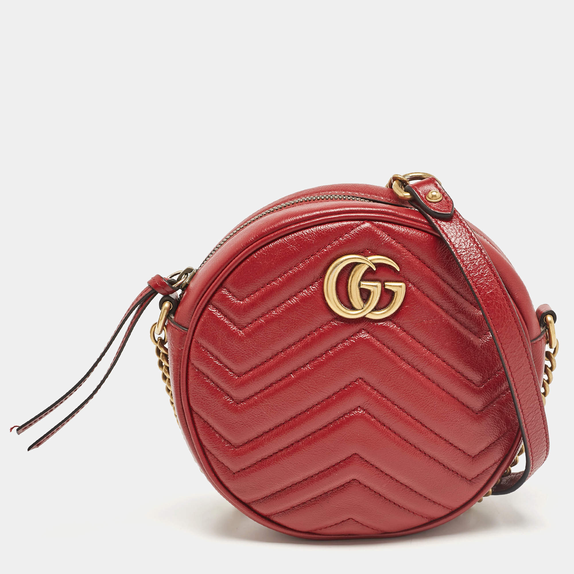 Pre Owned Gucci Red Matelassé Leather Mini GG Marmont Round Shoulder Bag