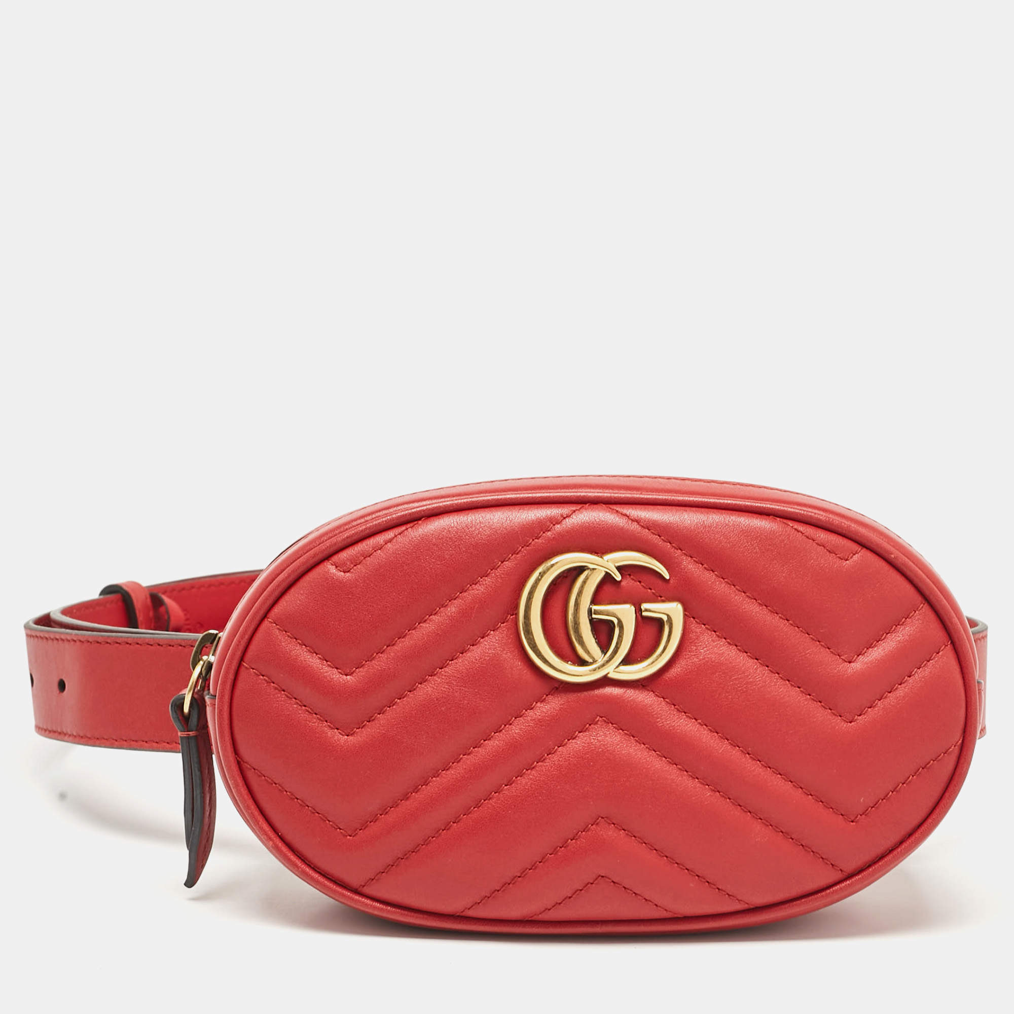 Pre Owned Gucci Red Matelassé Leather Mini GG Marmont Belt Bag
