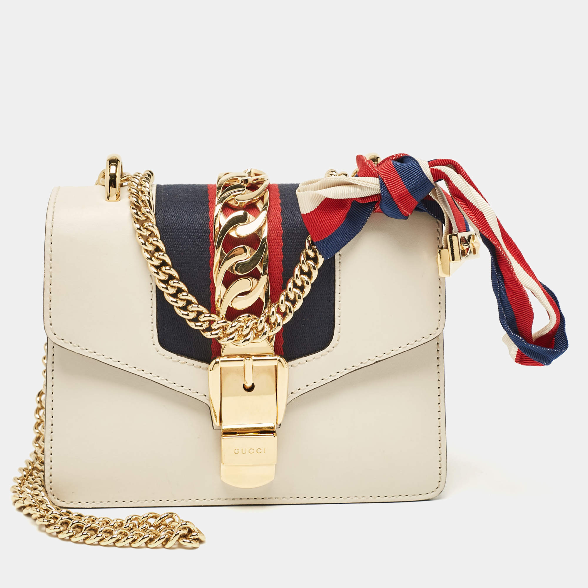 Pre Owned Gucci Off White Leather Mini Web Chain Sylvie Crossbody Bag