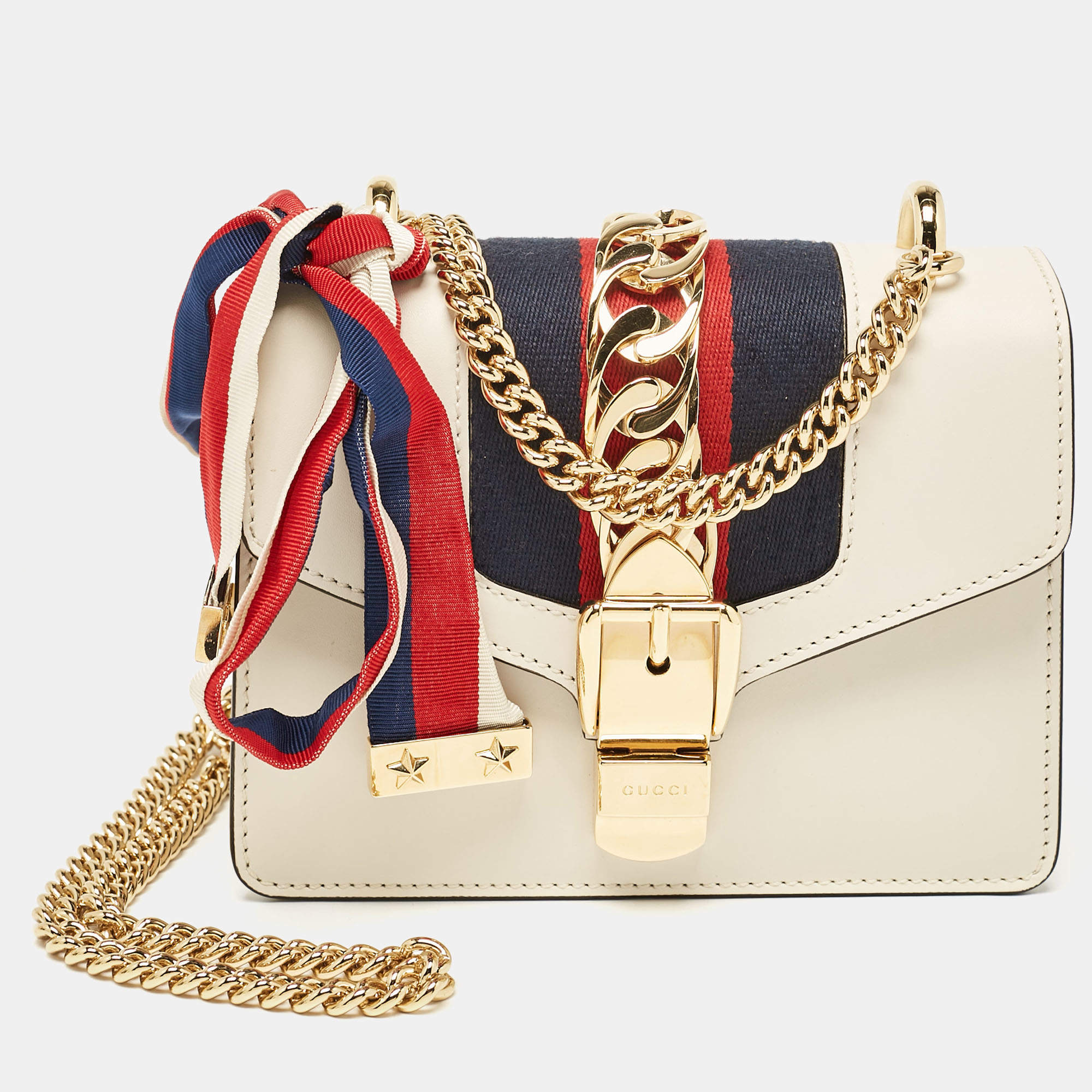 Pre Owned Gucci Off White Leather Mini Web Chain Sylvie Shoulder Bag
