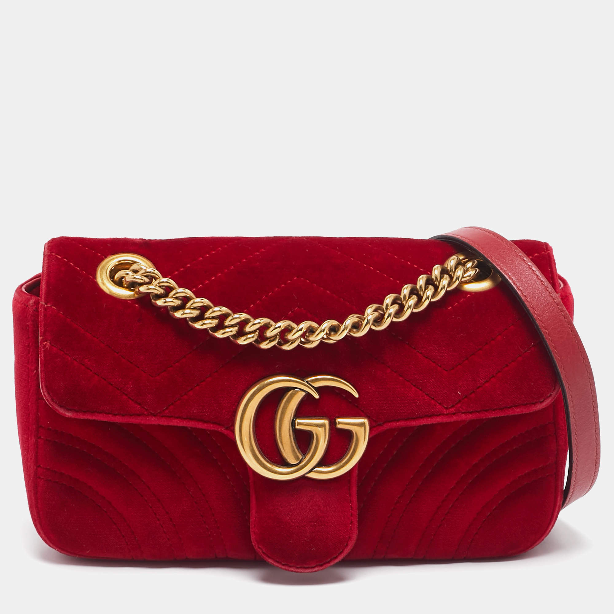 Pre Owned Gucci Red Matelassé Velvet Mini GG Marmont Shoulder Bag