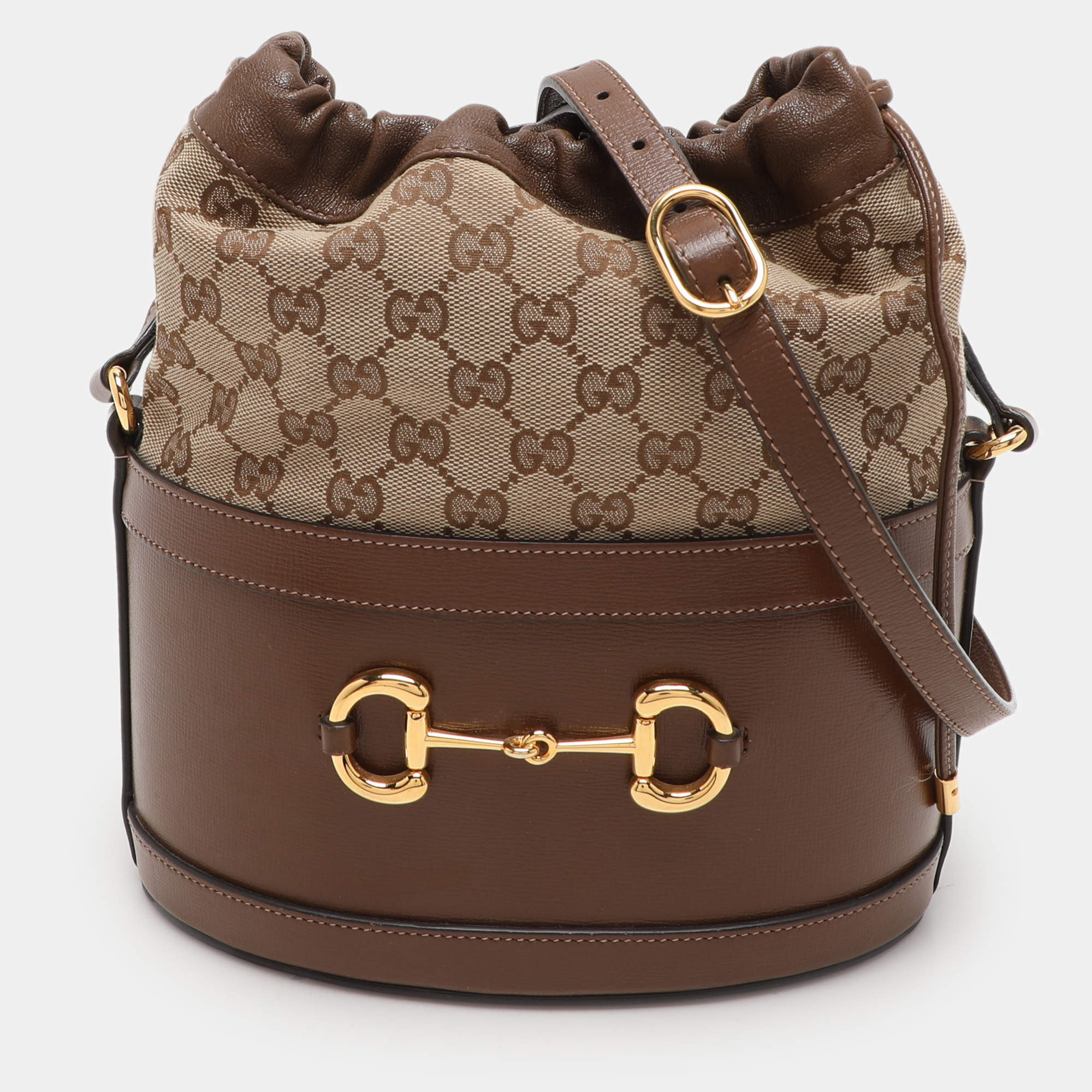مملوكة مسبقًا Gucci Brown/Beige GG Canvas and Leather Horsebit 1955 Drawstring Bucket Bag