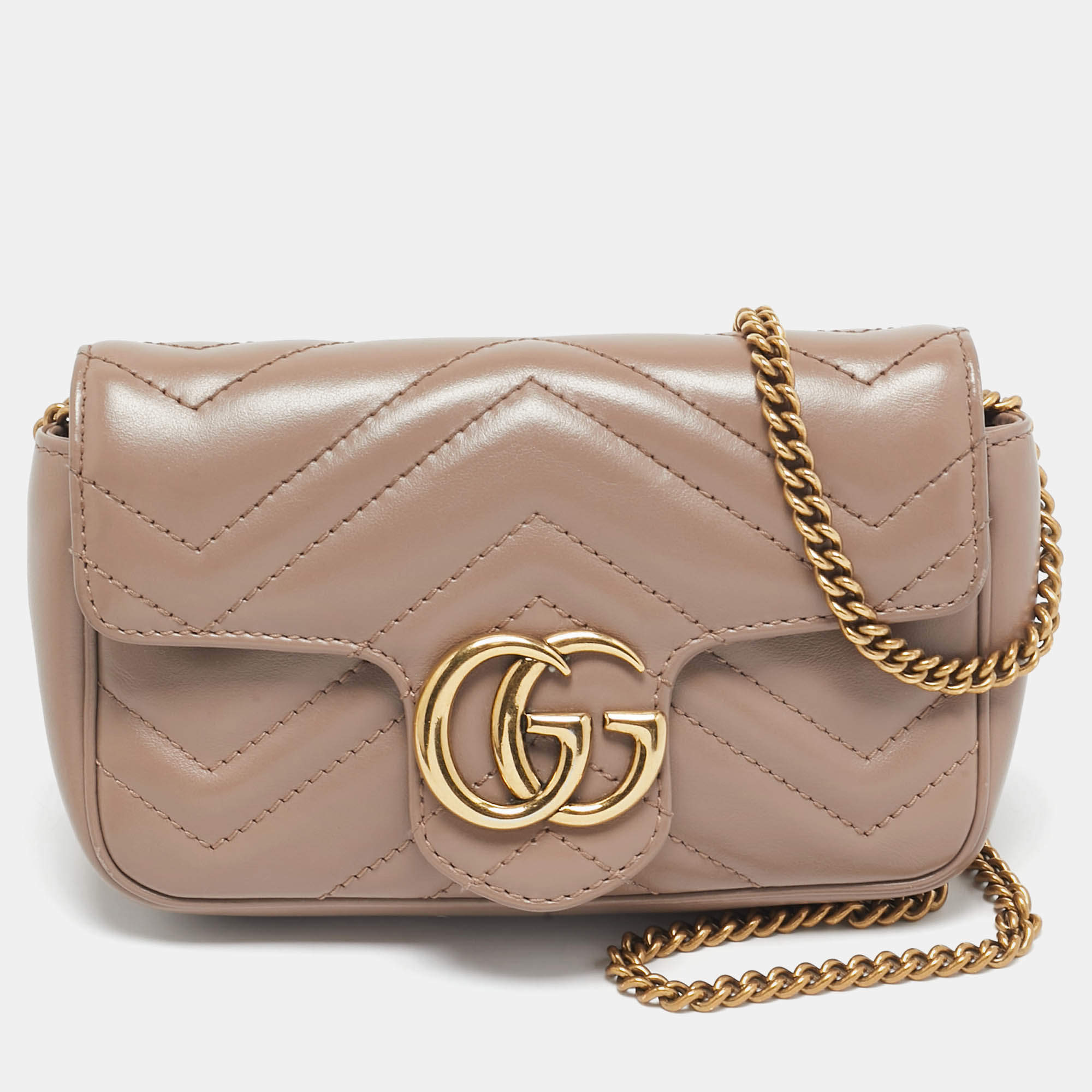 مملوكة مسبقًا Gucci Beige Matelassé Leather Super Mini GG Marmont Shoulder Bag