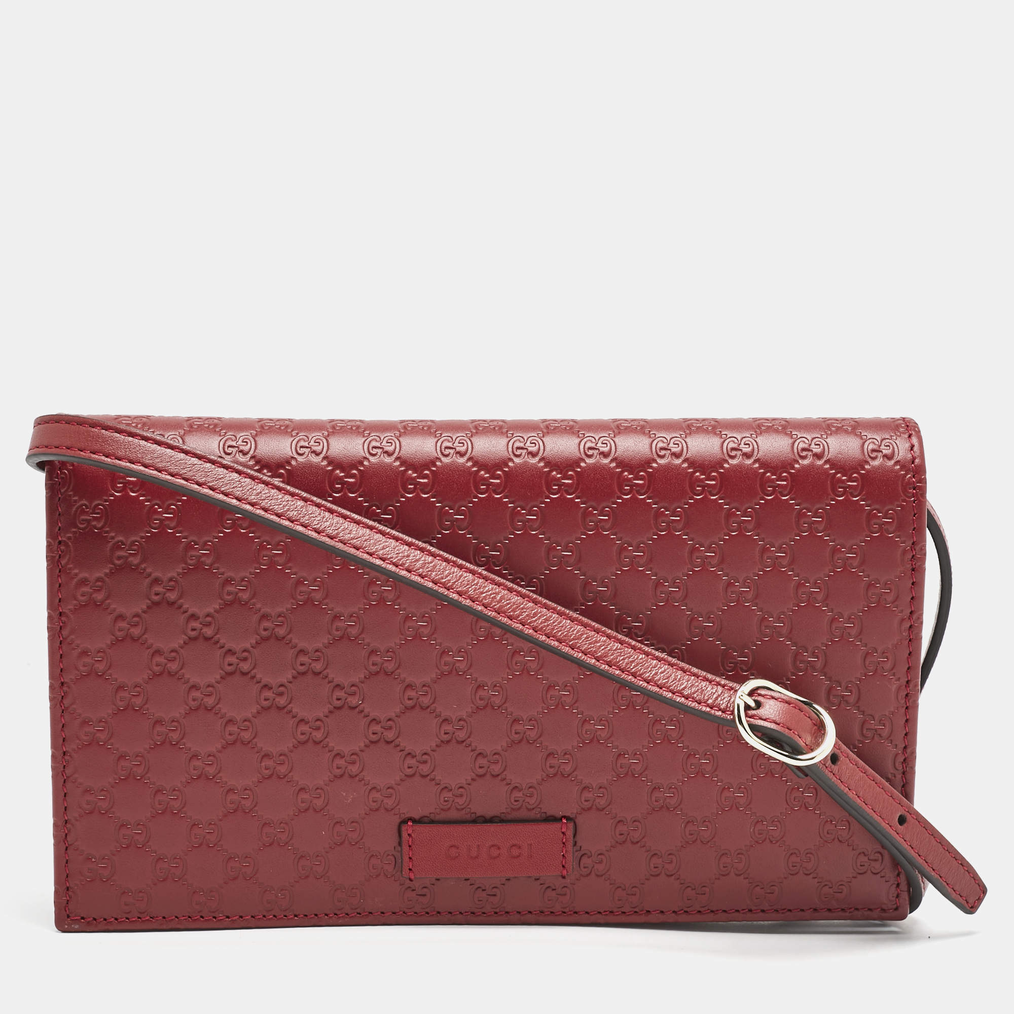 مملوكة مسبقًا حقيبة كروس غوتشي والات جلد غوتشيسيما مايكرو رصاصي 