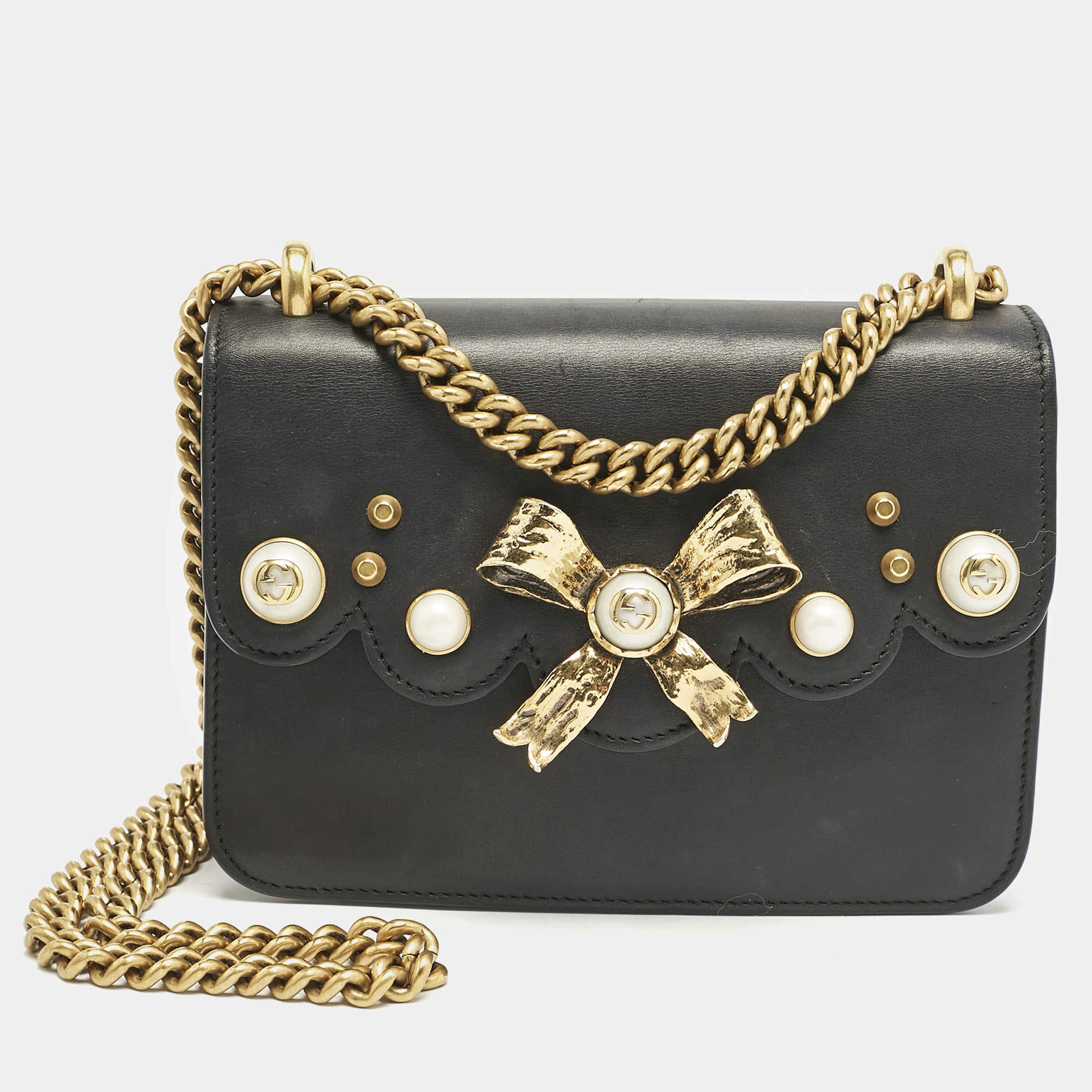 Pre Owned Gucci Black Leather Bow Pearl Embellished Shoulder Bag