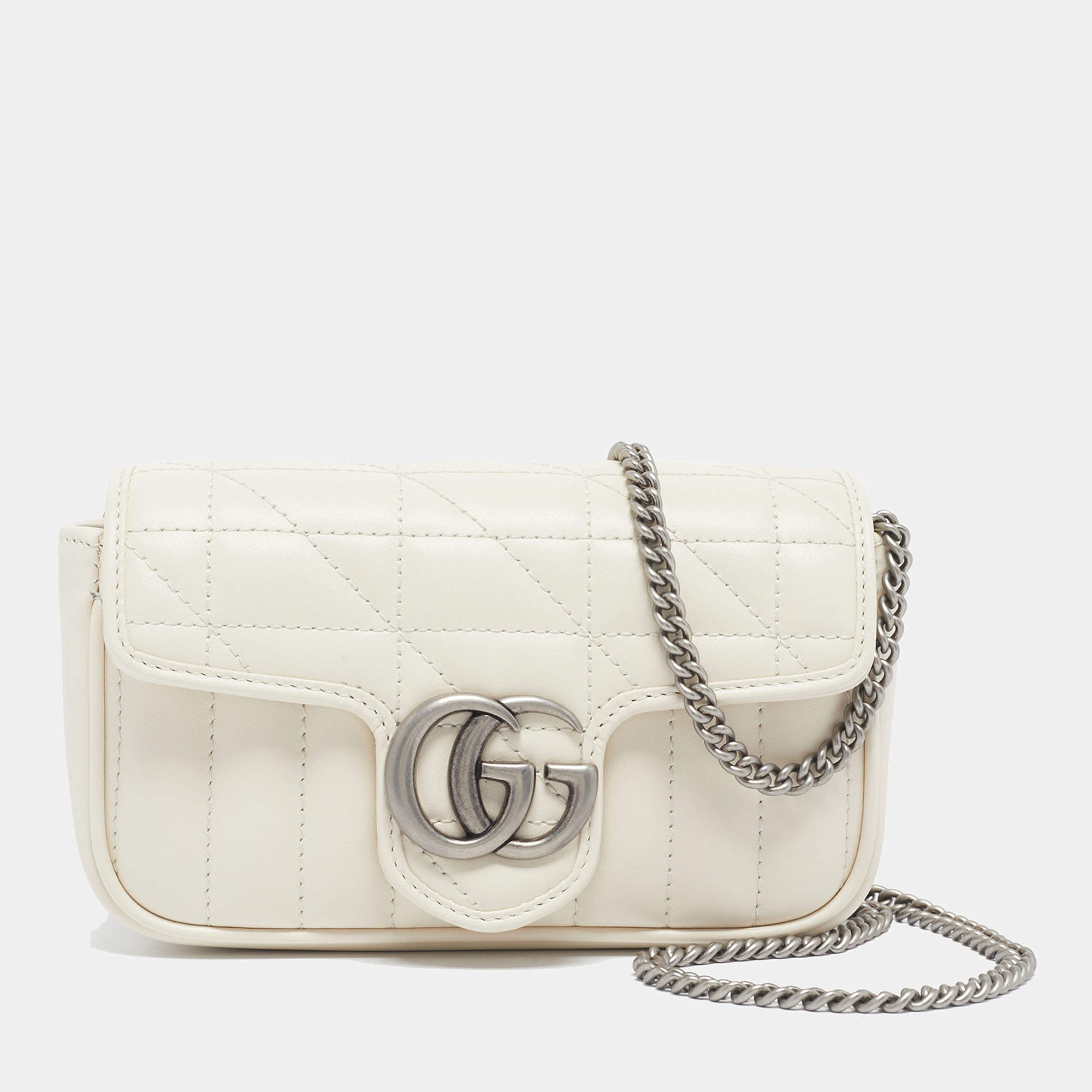 Pre Owned Gucci Off White Matelassé Leather Super Mini GG Marmont Shoulder Bag