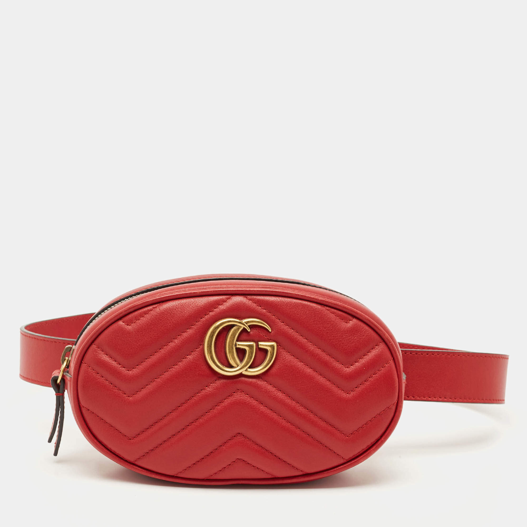 Pre Owned Gucci Red Matelassé Leather Mini GG Marmont Belt Bag