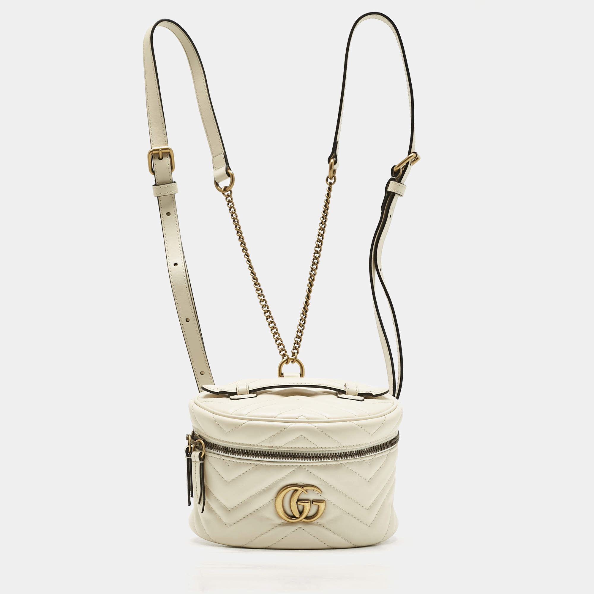 Pre Owned Gucci Off White Matelassé Leather GG Marmont Vanity Case Backpack