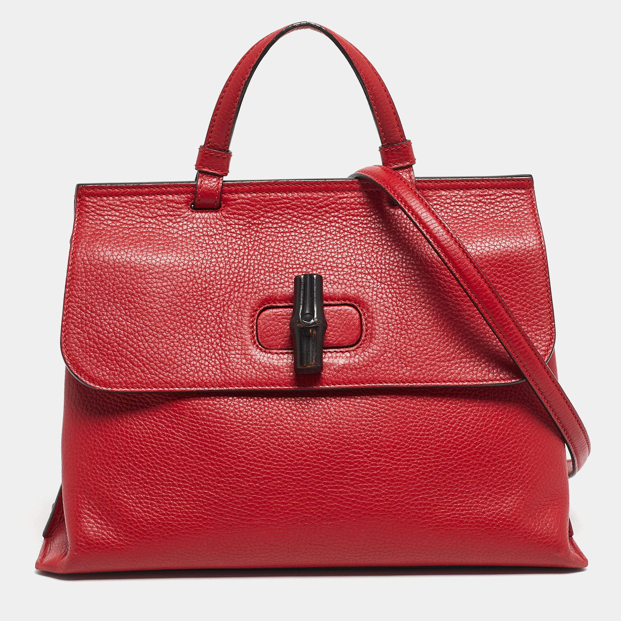 Pre Owned Gucci Red Leather Medium Bamboo Daily Top Handle Bag