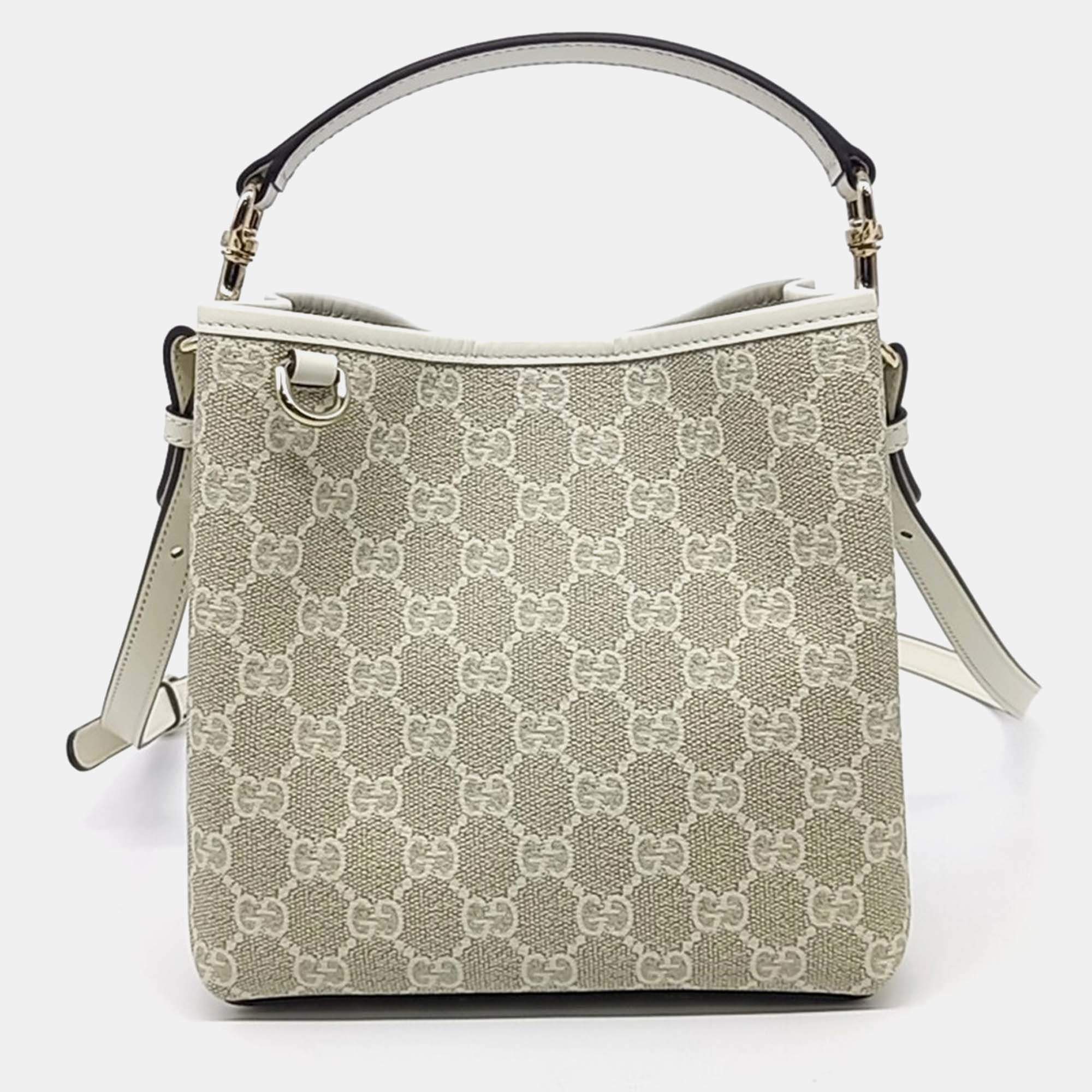 Pre Owned Gucci Beige Leather and Coated canvas GG Emblem Small Bucket Bag