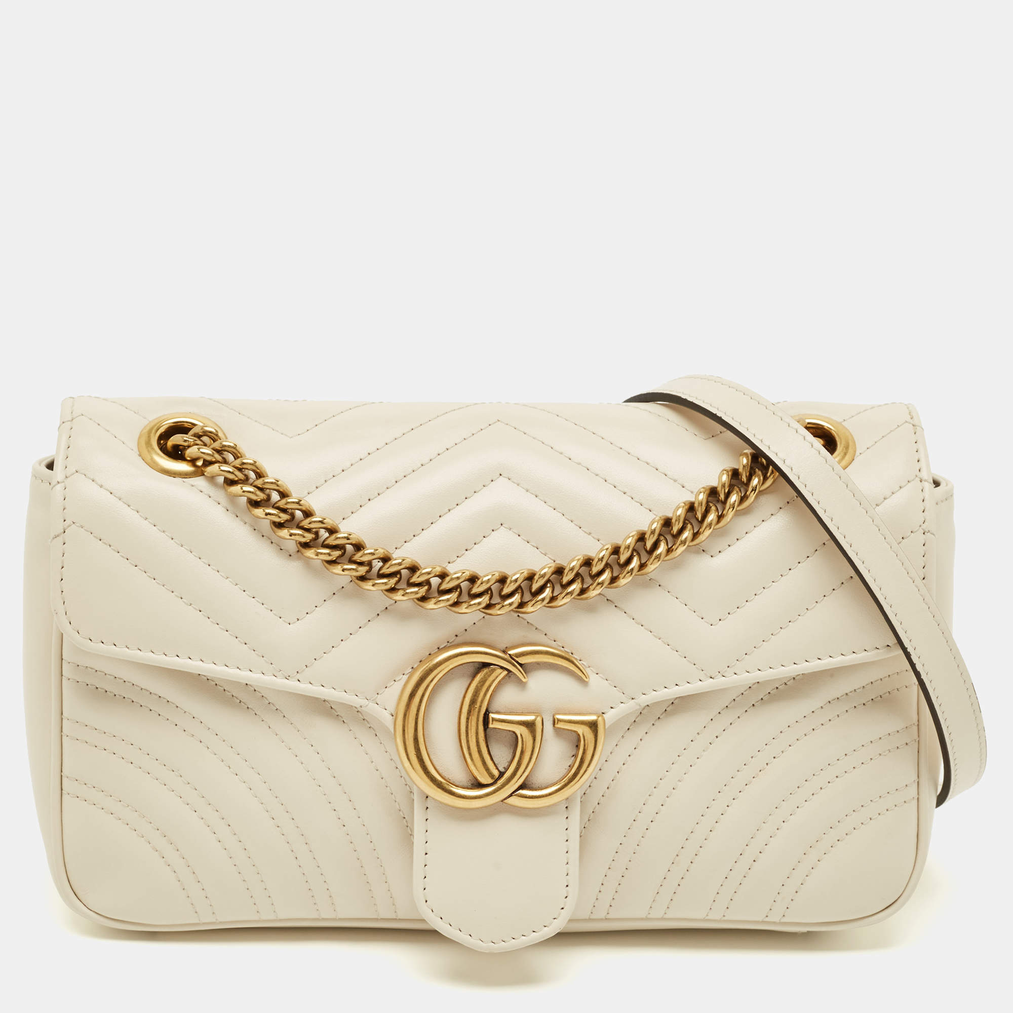 Pre Owned Gucci Off White Matelassé Leather Medium GG Marmont Shoulder Bag