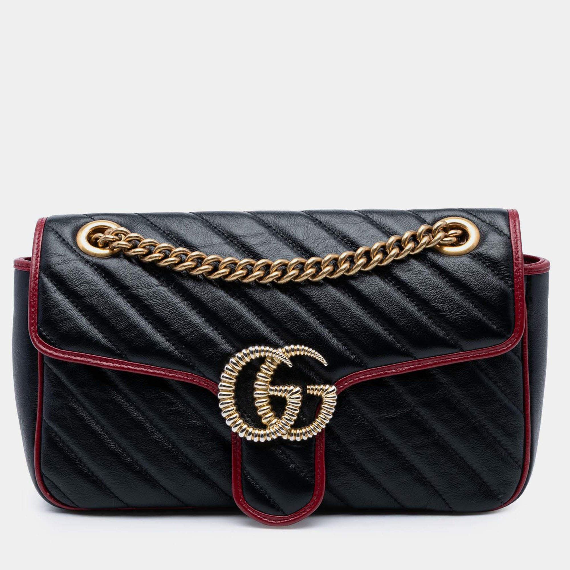 Pre Owned Gucci Black Medium GG Marmont Matelasse Diagonal Leather Torchon Shoulder Bag