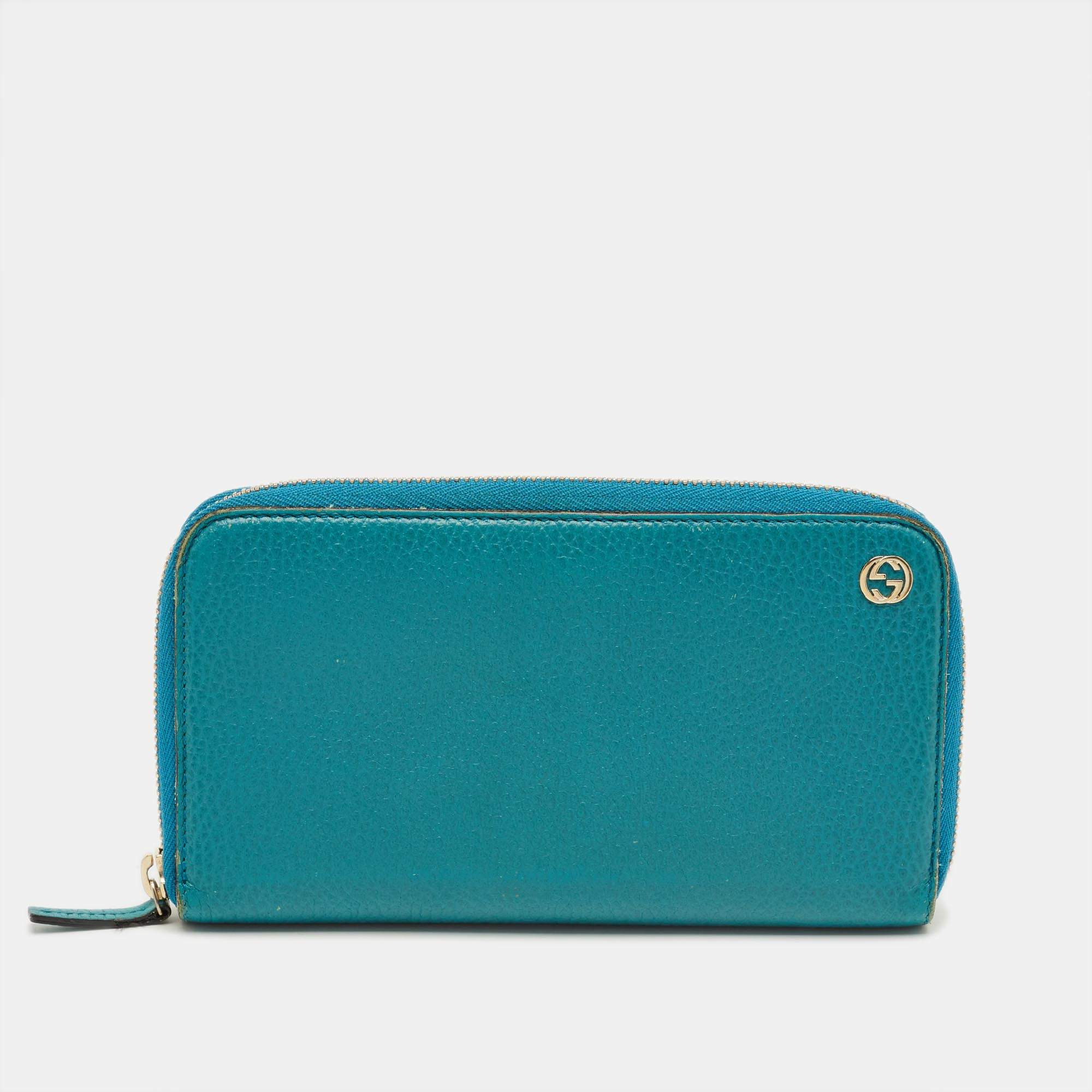 Pre Owned Gucci Turquoise Blue Leather Interlocking G Zip Around Wallet