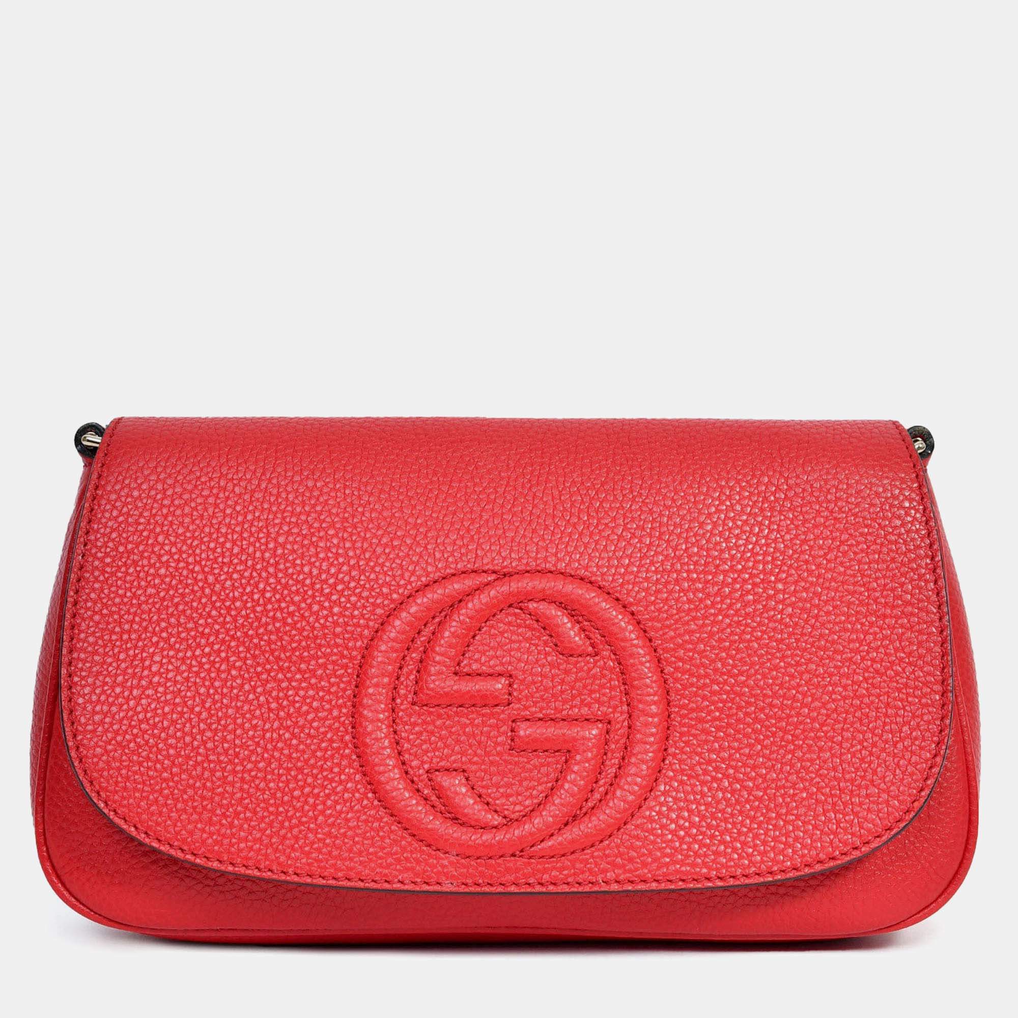 Pre Owned Gucci Red Grained Leather Soho Chained Shoulder Bag