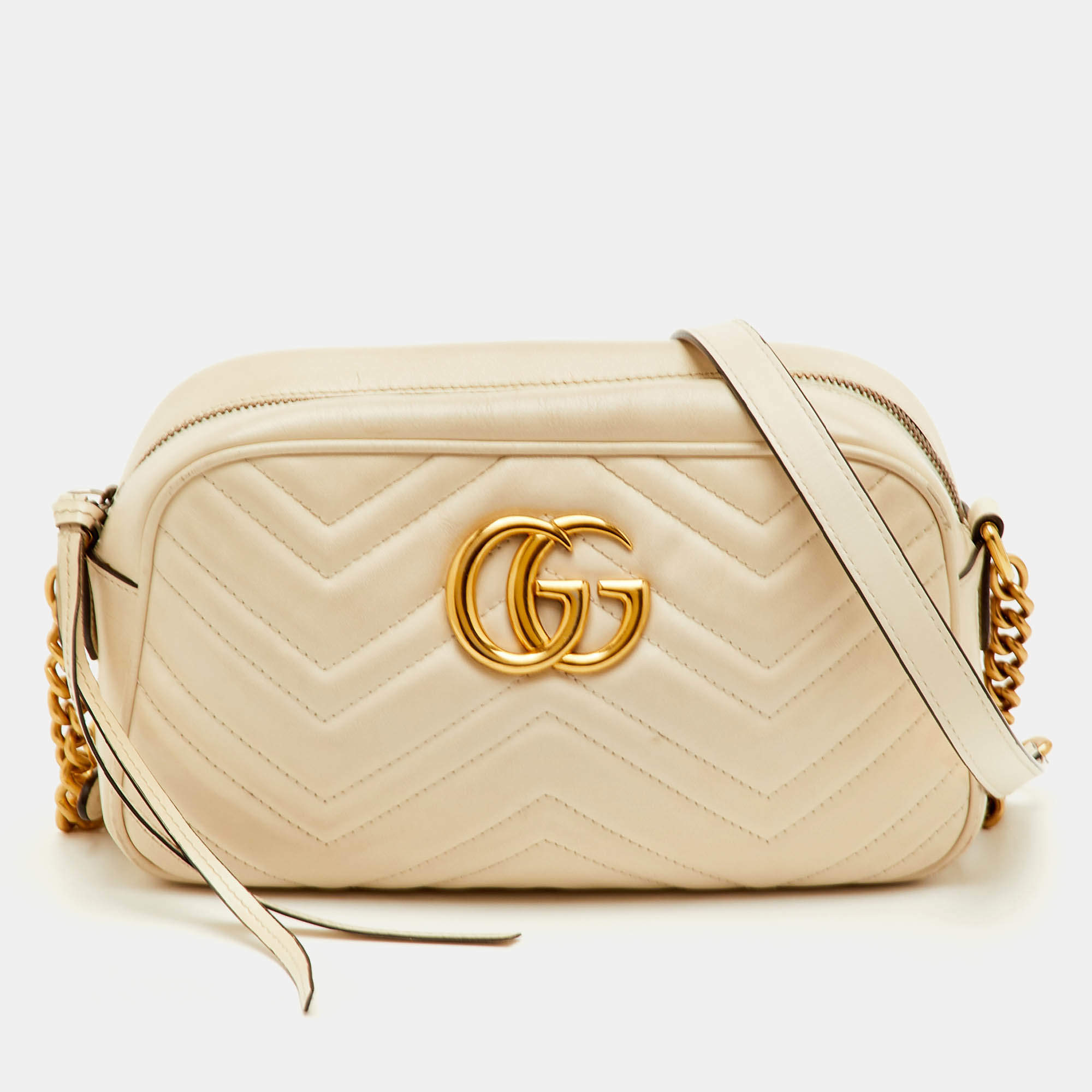 مملوكة مسبقًا حقيبة كاميرا غوتشي جلد أخضر ماتيلسه GG صغيرة