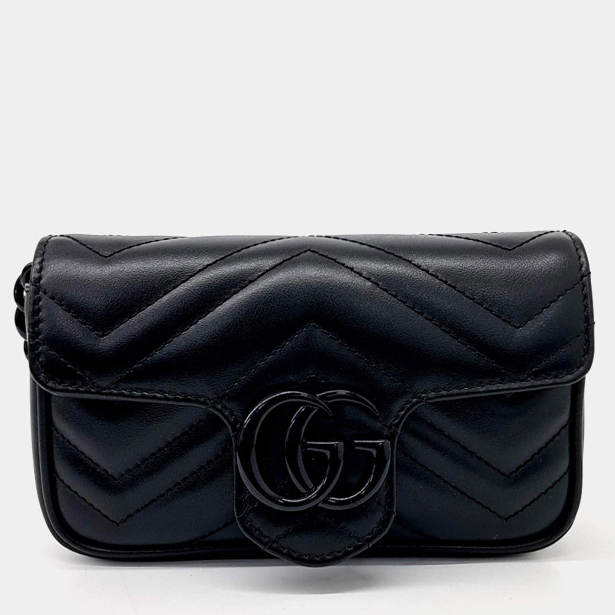 Pre Owned Gucci Black GG Marmont Belt Bag (699757)