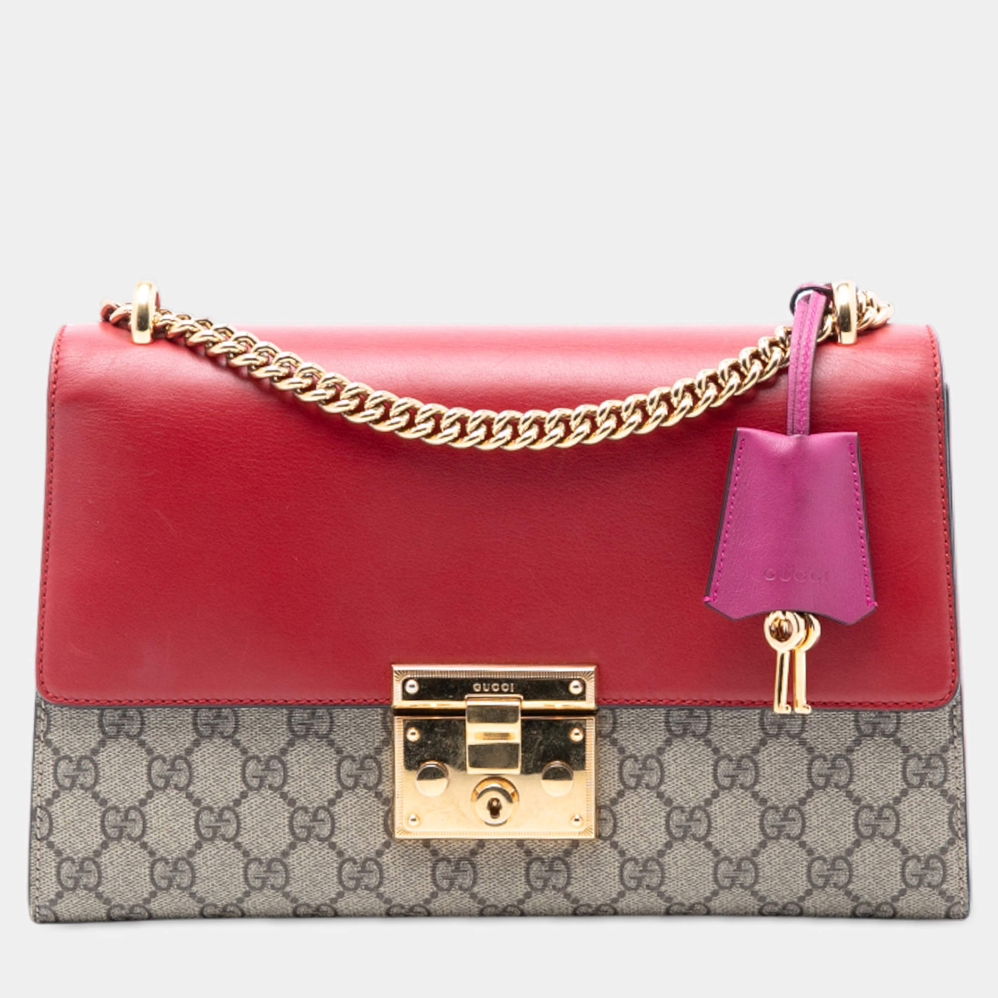 مملوكة مسبقًا حقيبة كتف غوتشي لوك GG سوبريم متوسطة بنية اللون مع قفل